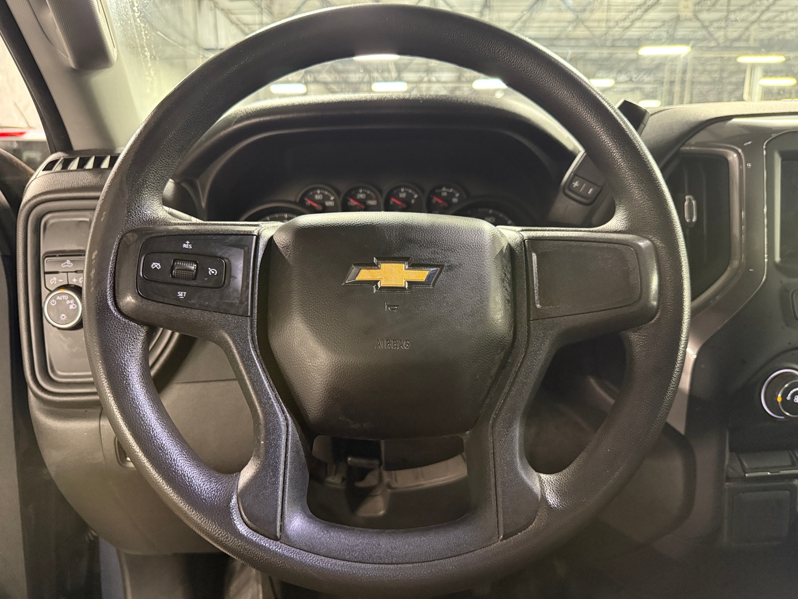 Thumbnail: 2022 Chevrolet Silverado 1500 - 5