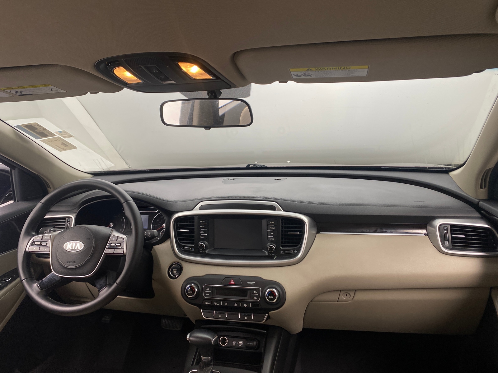 Thumbnail: 2020 Kia Sorento - 3