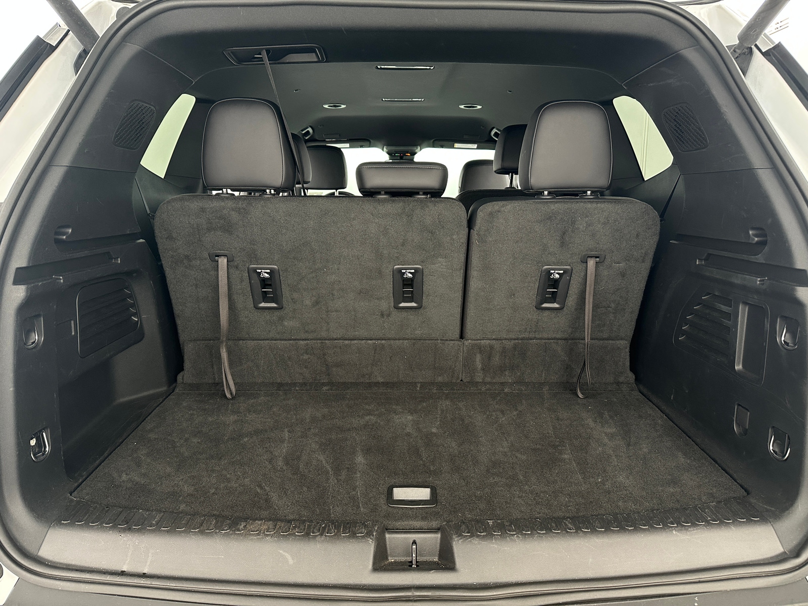 Thumbnail: 2024 GMC Acadia - 6