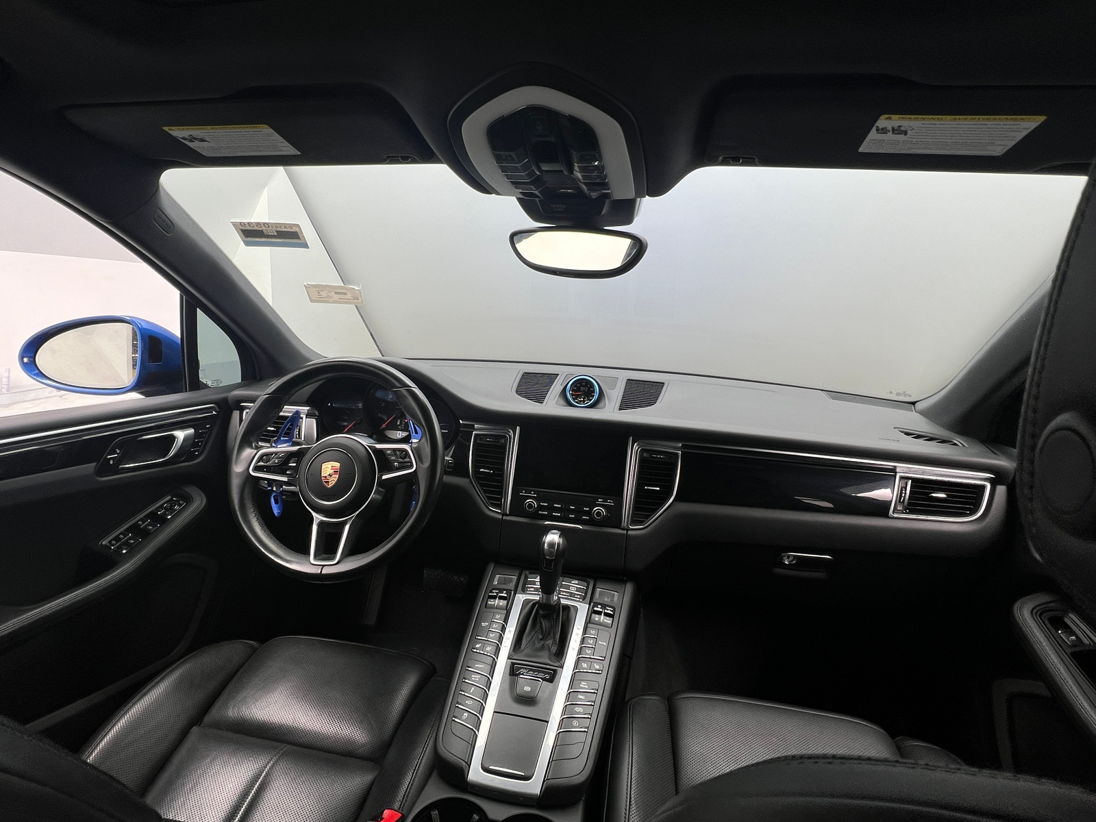 Thumbnail: 2018 Porsche Macan - 2