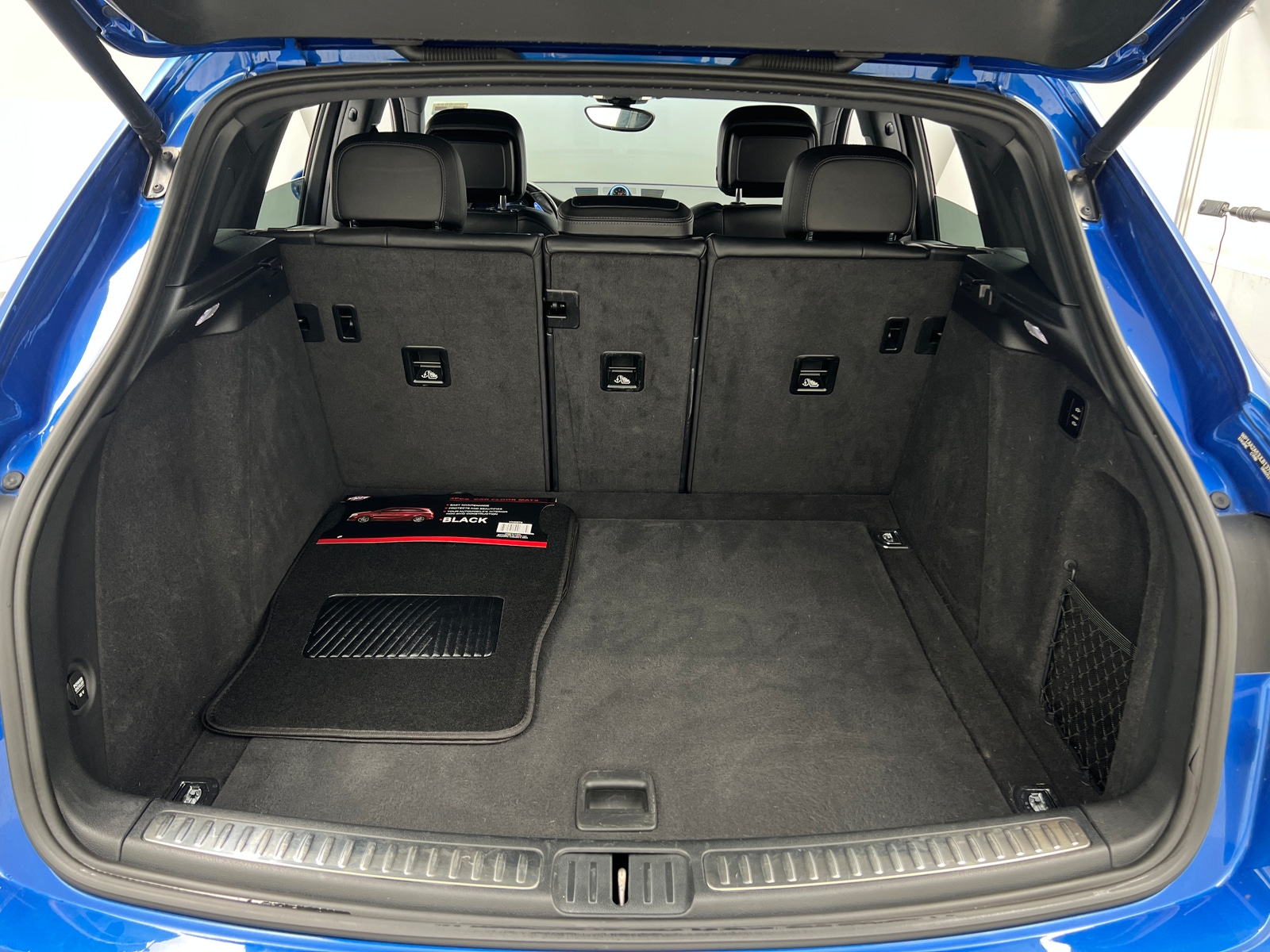 Thumbnail: 2018 Porsche Macan - 6