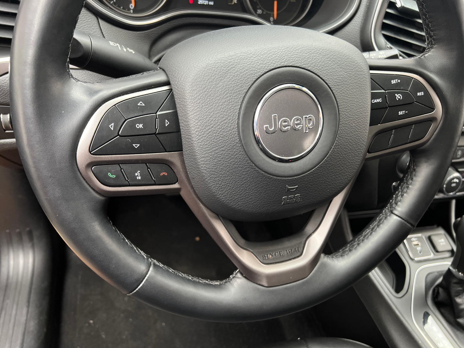 Thumbnail: 2021 Jeep Cherokee - 4