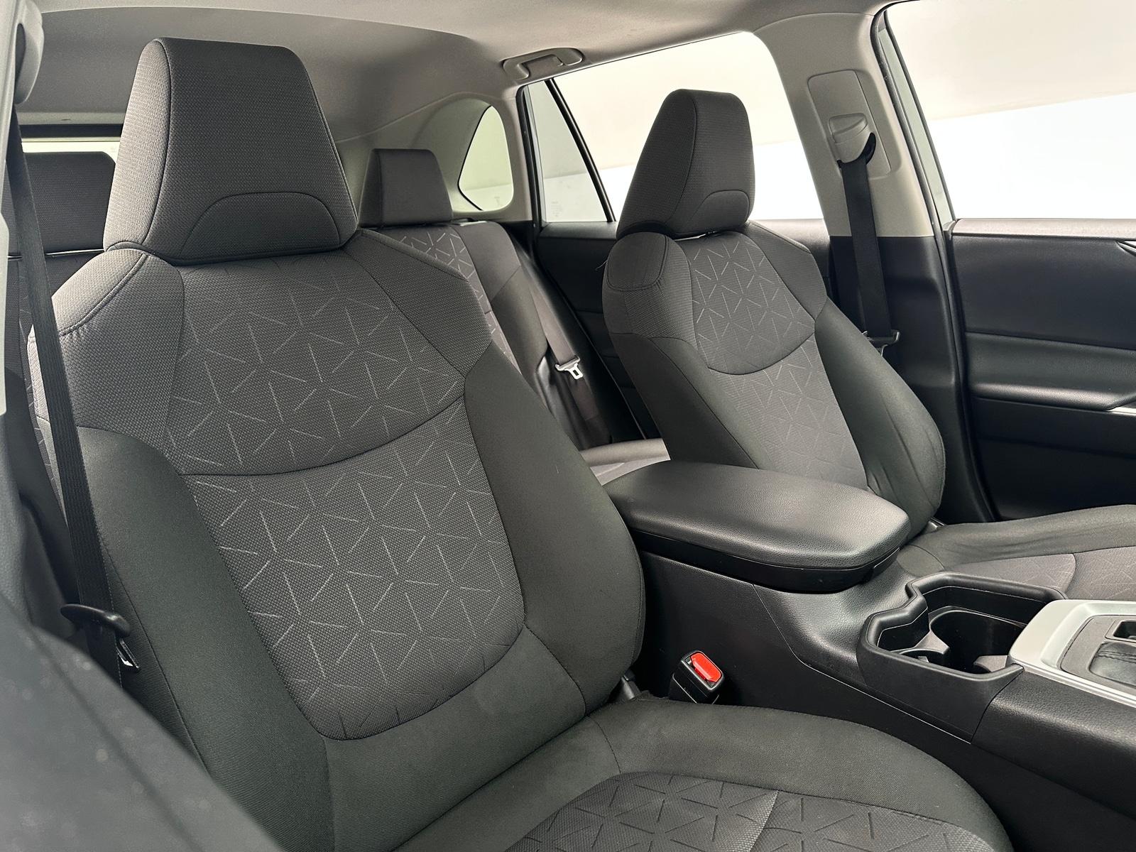 Thumbnail: 2019 Toyota RAV4 - 2