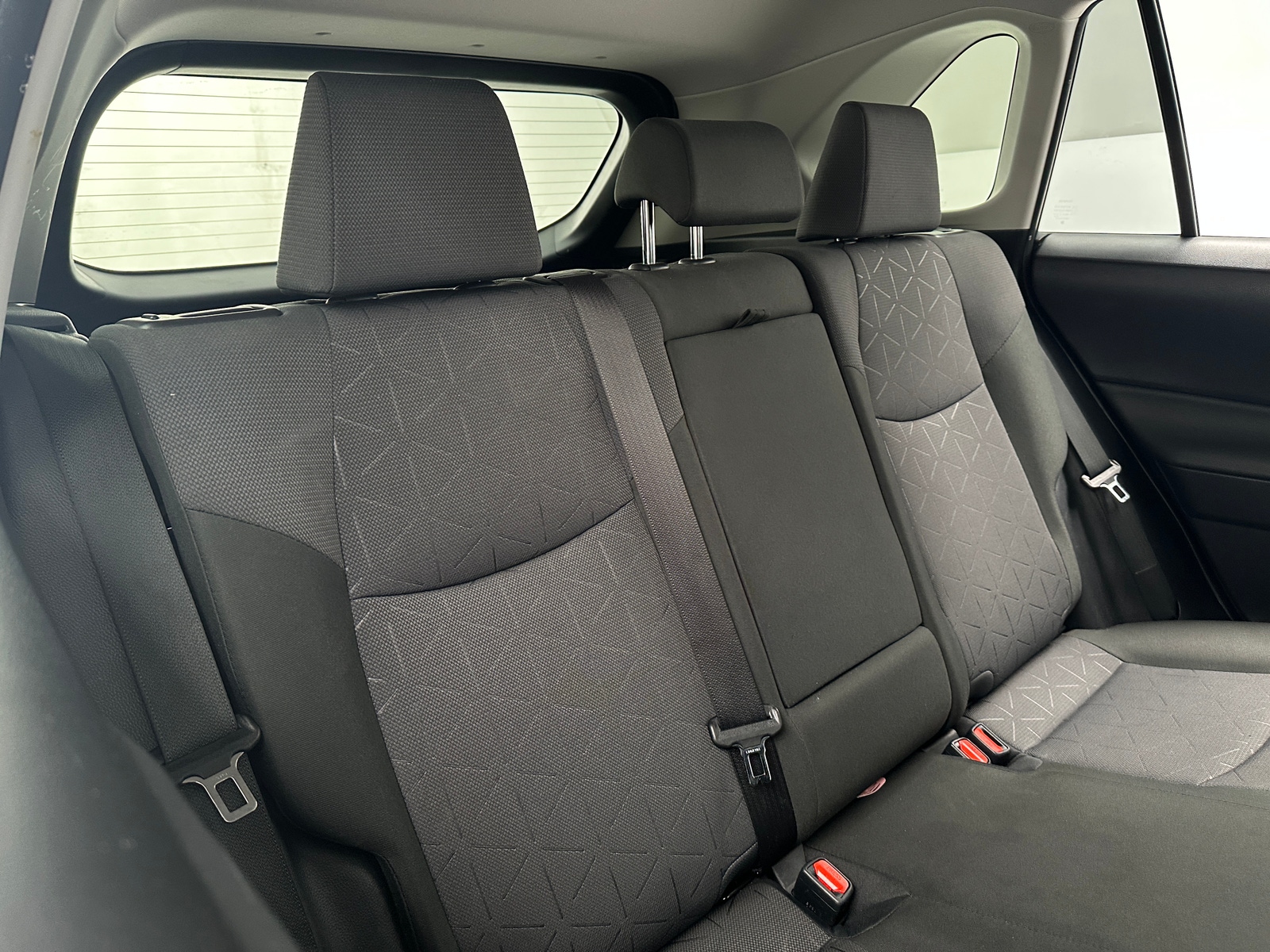 Thumbnail: 2019 Toyota RAV4 - 6