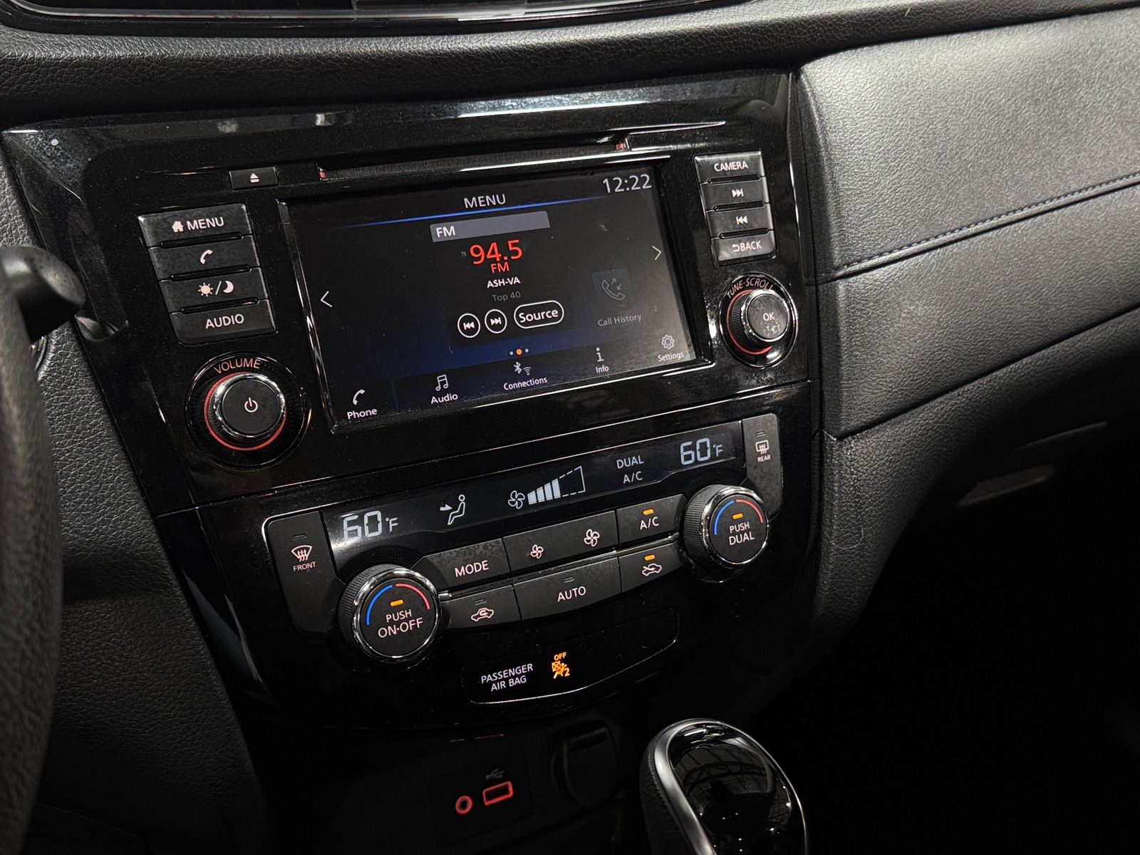 Thumbnail: 2019 Nissan Rogue - 4