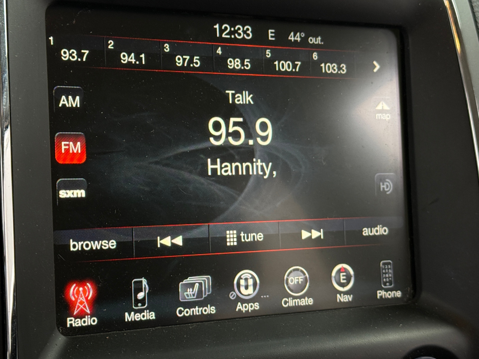 Thumbnail: 2016 Dodge Durango - 3