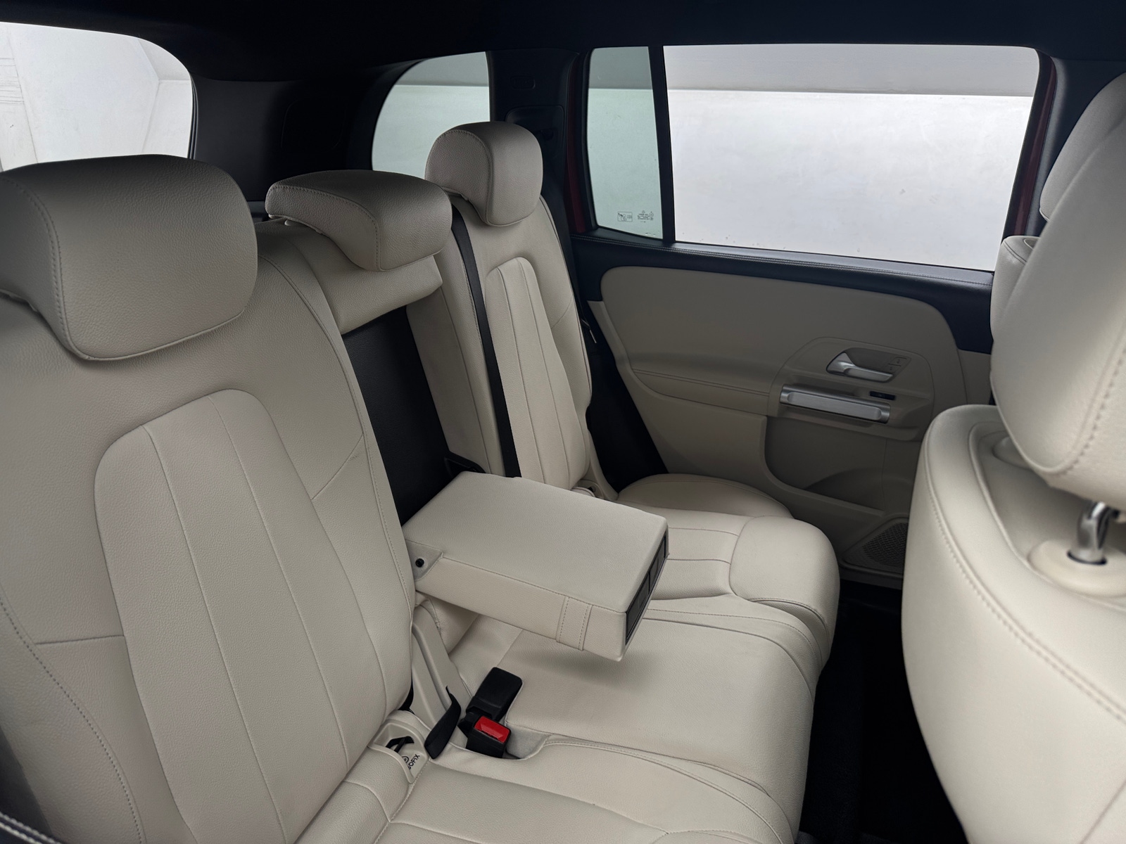 Thumbnail: 2023 Mercedes-Benz GLB - 5