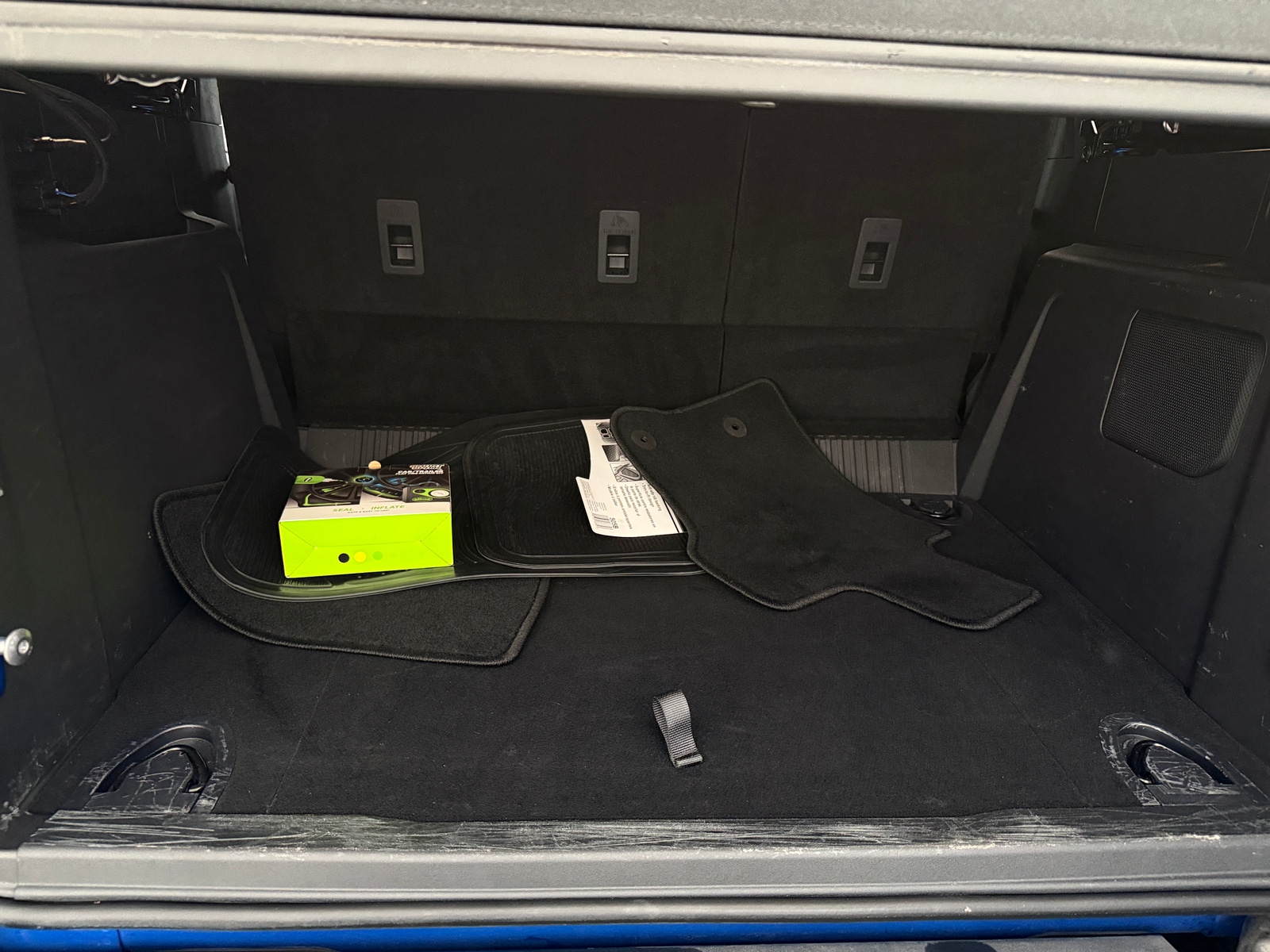 Thumbnail: 2023 Ford Bronco - 7