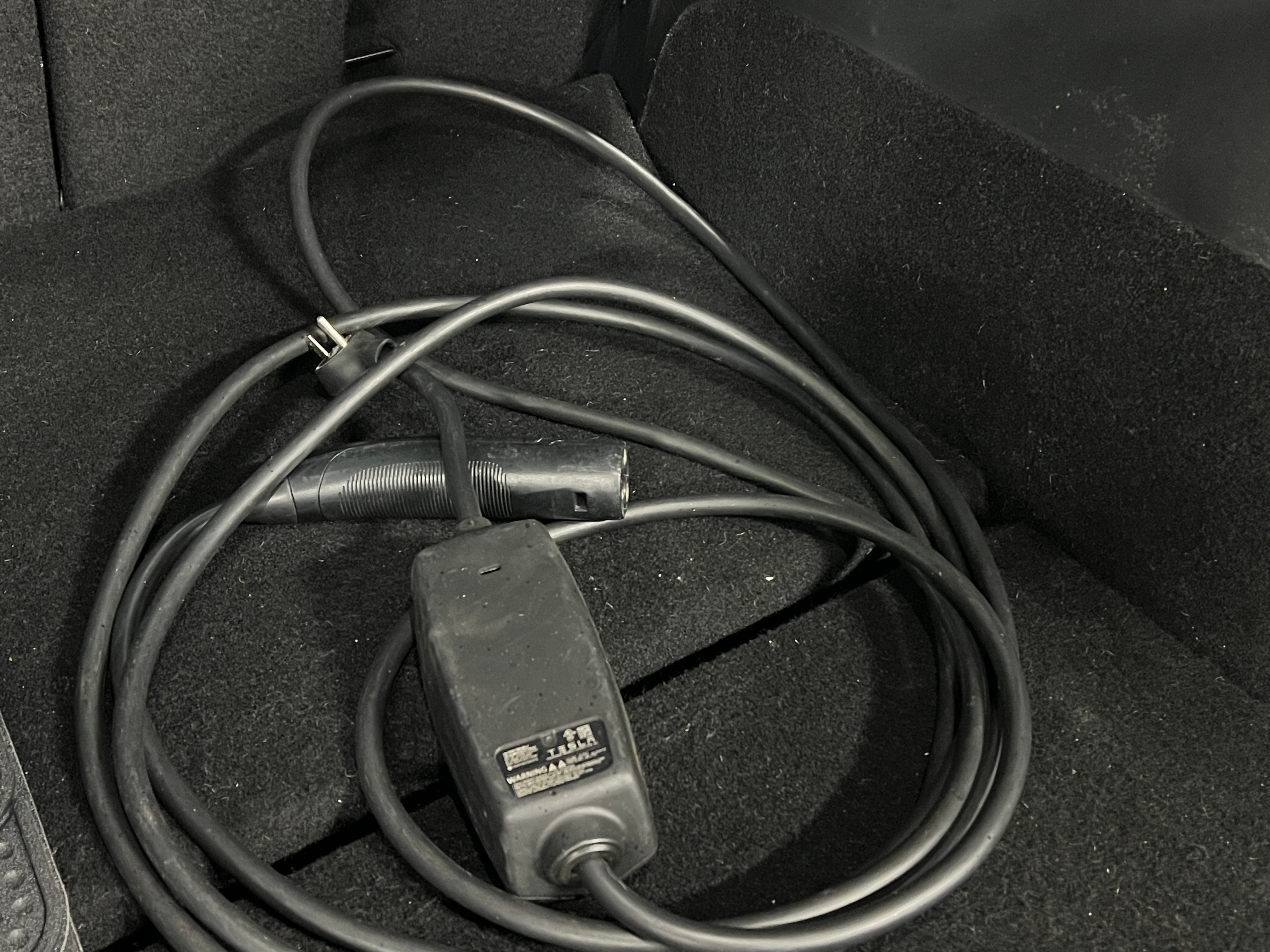 Used 2020 Tesla Model Y Long Range with VIN 5YJYGDEEXLF047987 for sale in Oak Creek, WI