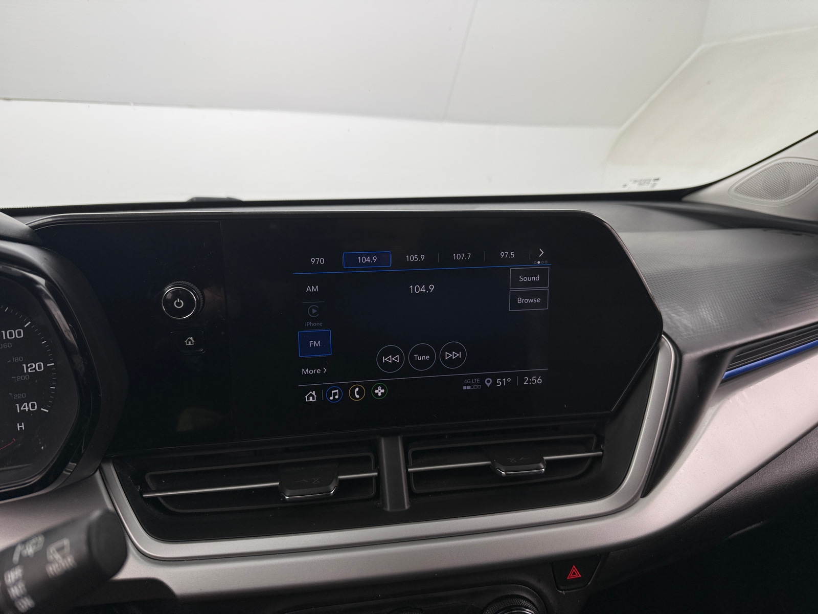 Thumbnail: 2024 Chevrolet Trax - 4