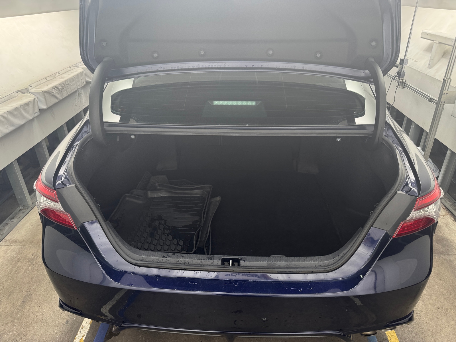 Thumbnail: 2022 Toyota Camry - 6