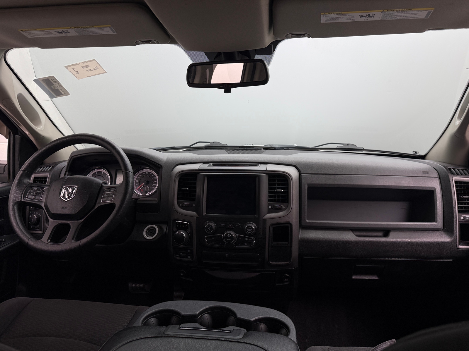 Thumbnail: 2019 RAM 1500 Classic - 3