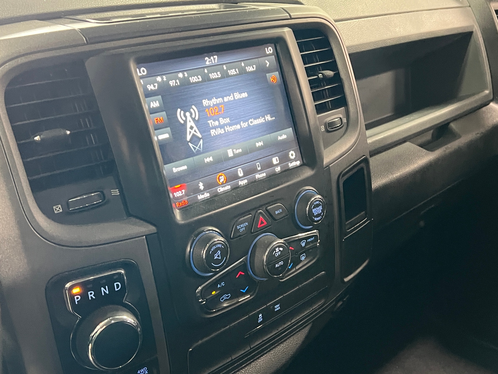 Thumbnail: 2019 RAM 1500 Classic - 4