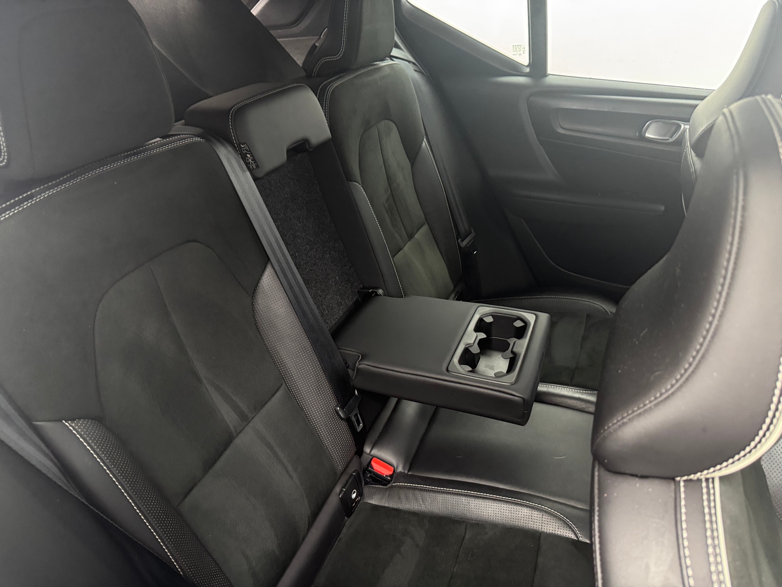 Thumbnail: 2020 Volvo XC40 - 5