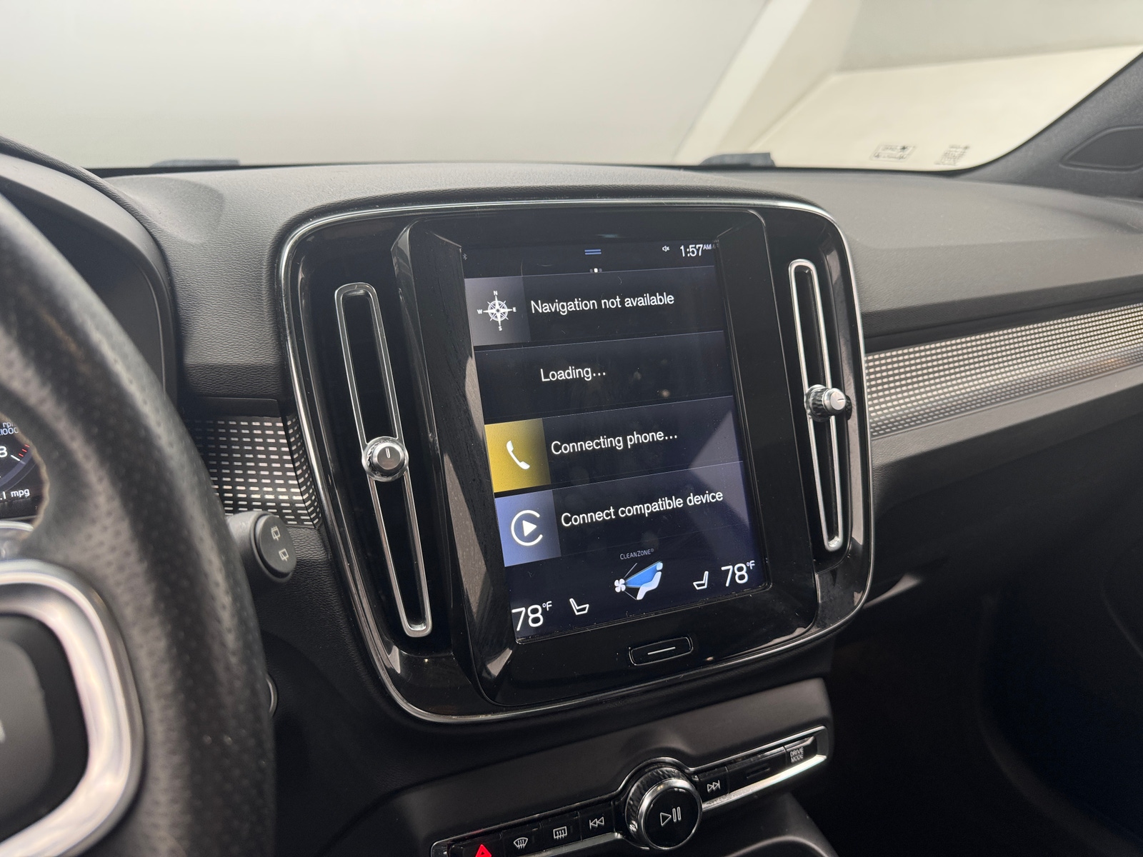 Thumbnail: 2020 Volvo XC40 - 3