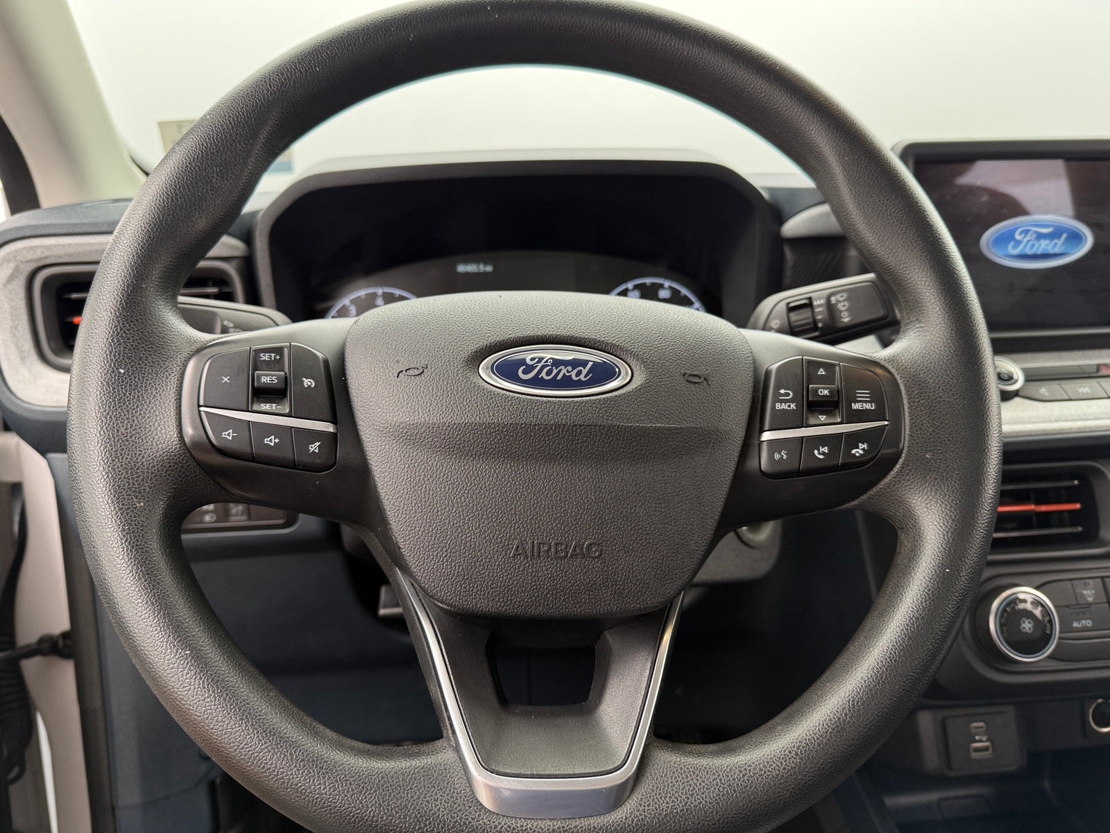 Thumbnail: 2022 Ford Maverick - 5