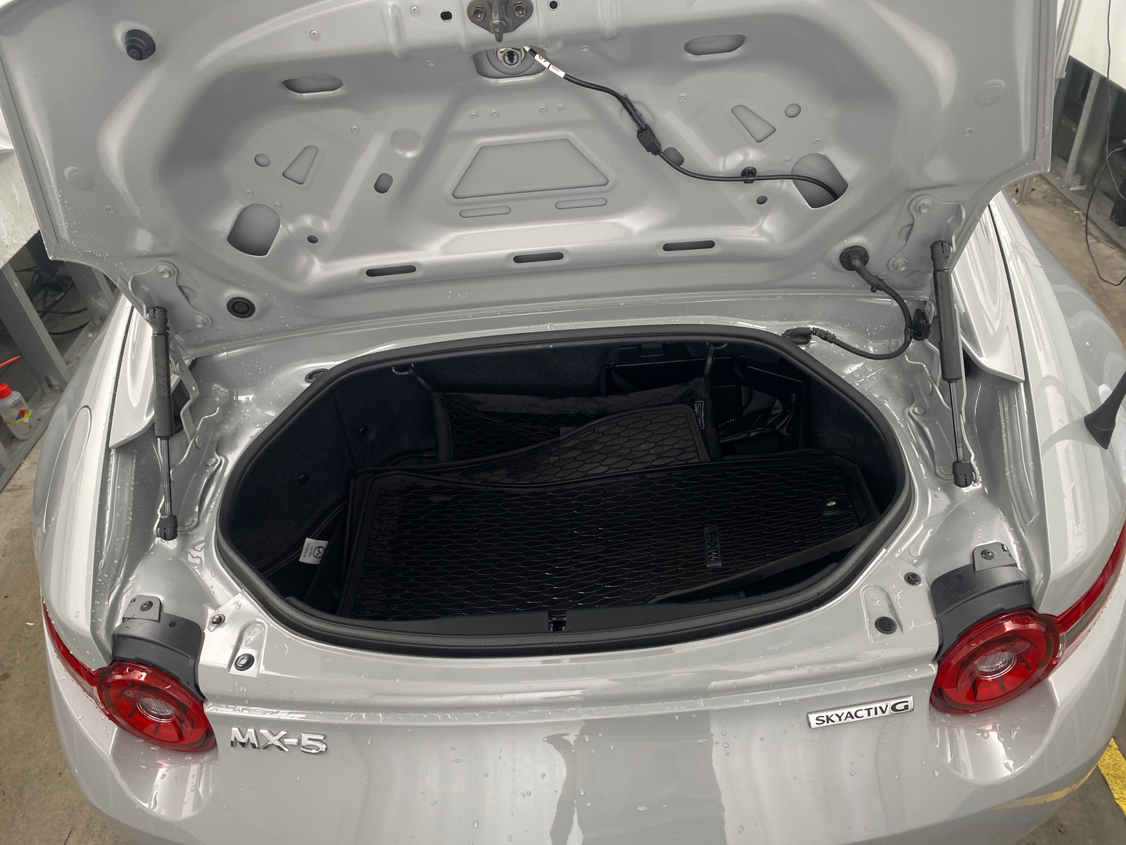 Thumbnail: 2024 Mazda MX-5 Miata - 5