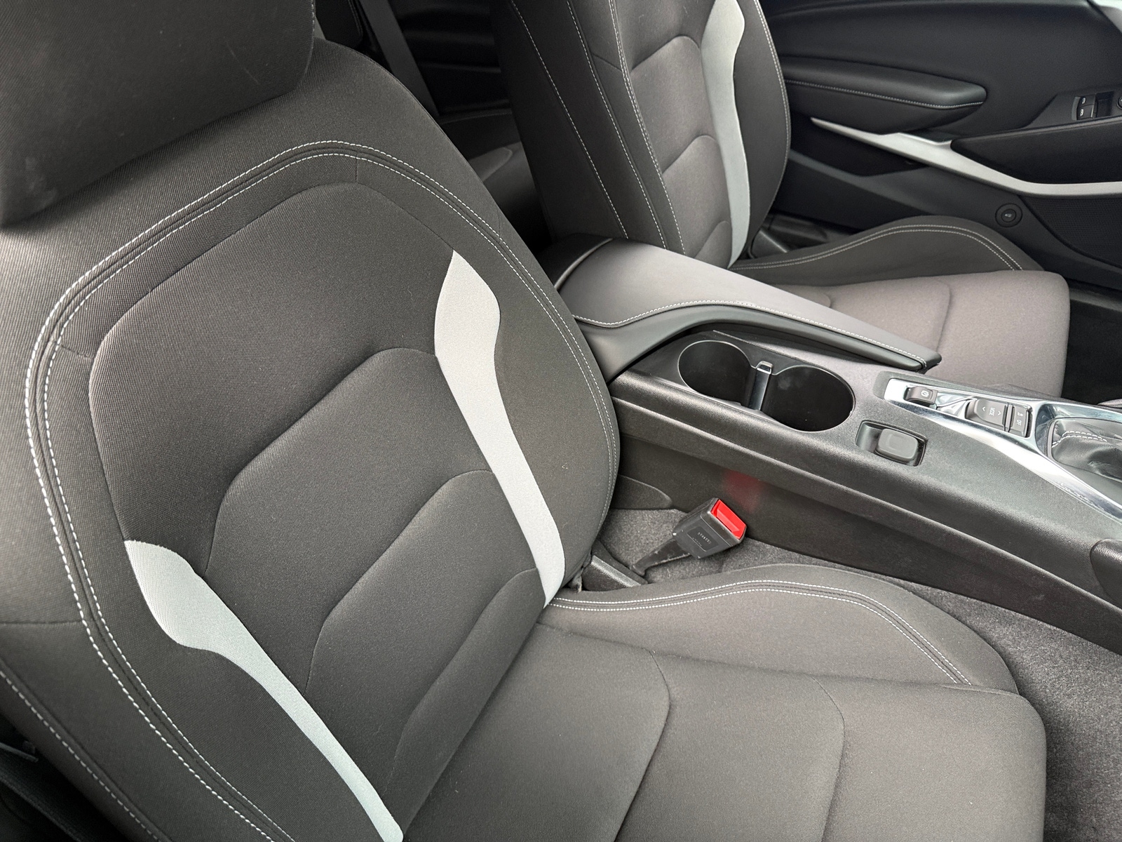 Thumbnail: 2024 Chevrolet Camaro - 2