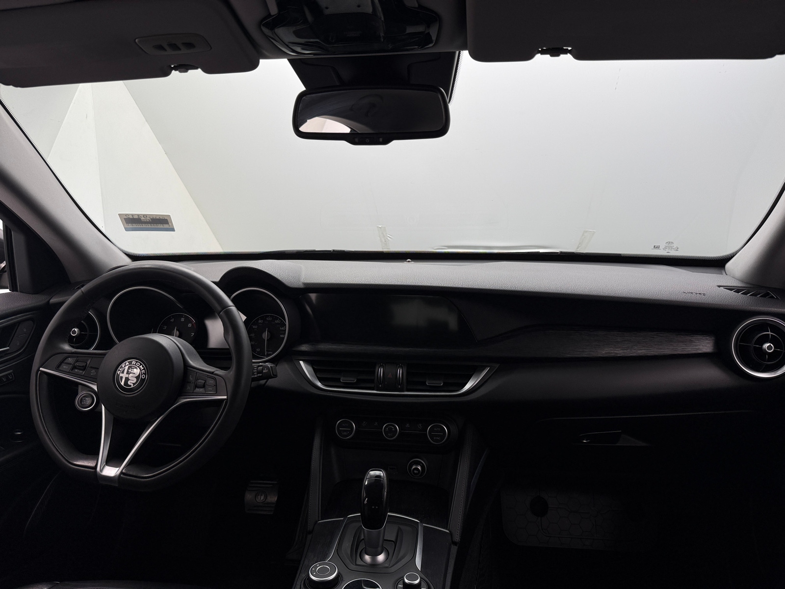 Thumbnail: 2019 Alfa Romeo Stelvio - 2