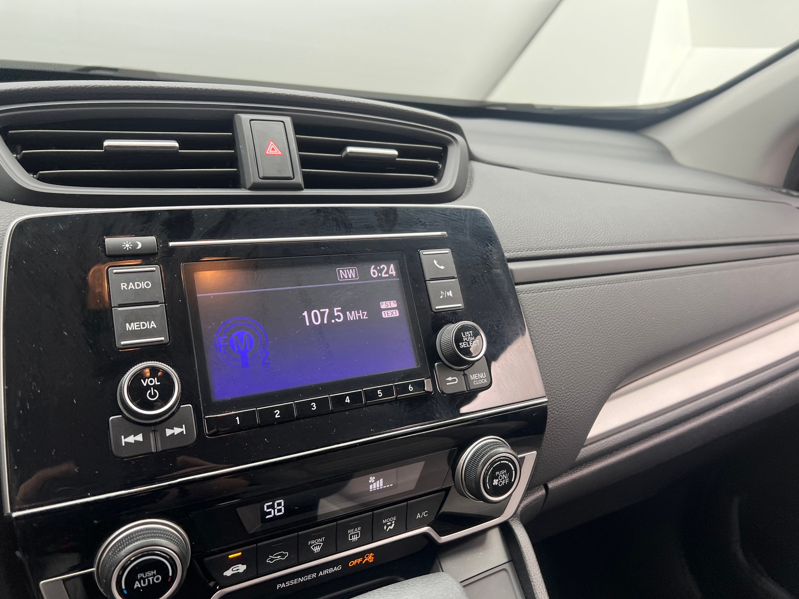 Thumbnail: 2018 Honda CR-V - 4