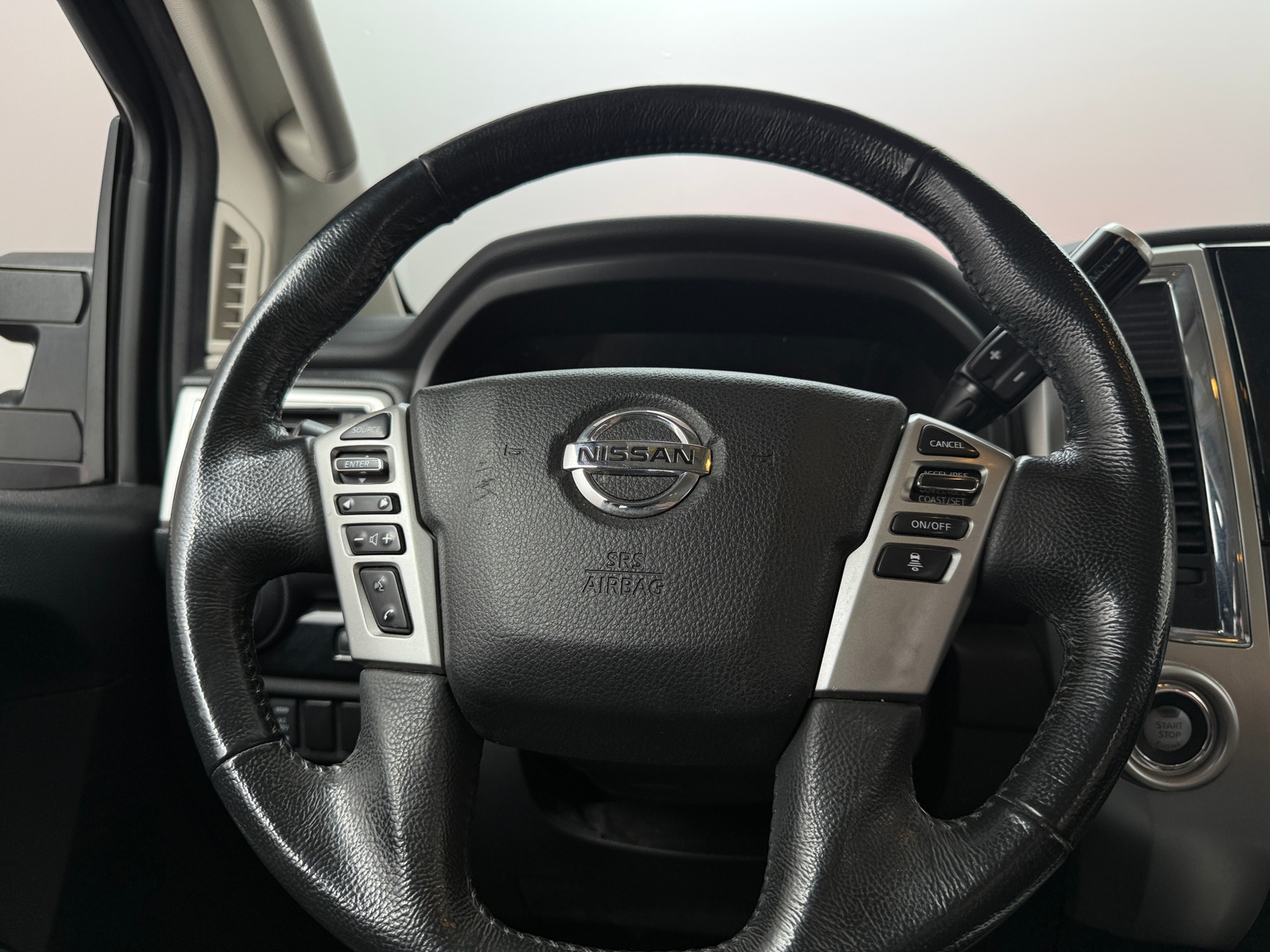 Thumbnail: 2021 Nissan Titan - 5