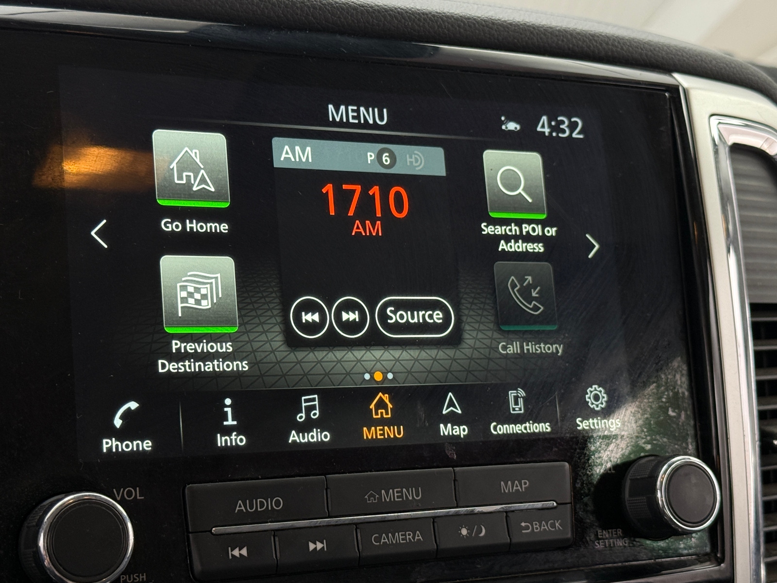 Thumbnail: 2021 Nissan Titan - 4