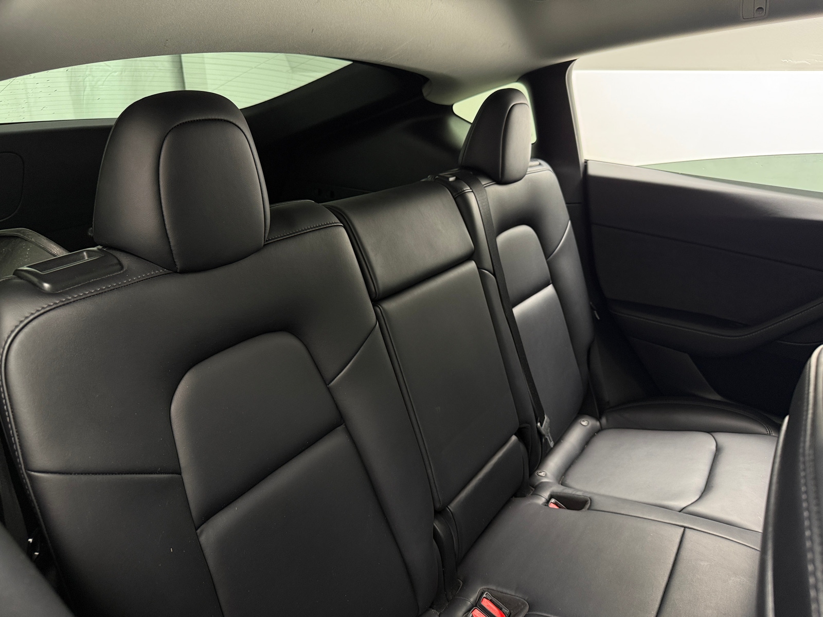 Thumbnail: 2022 Tesla Model Y - 5