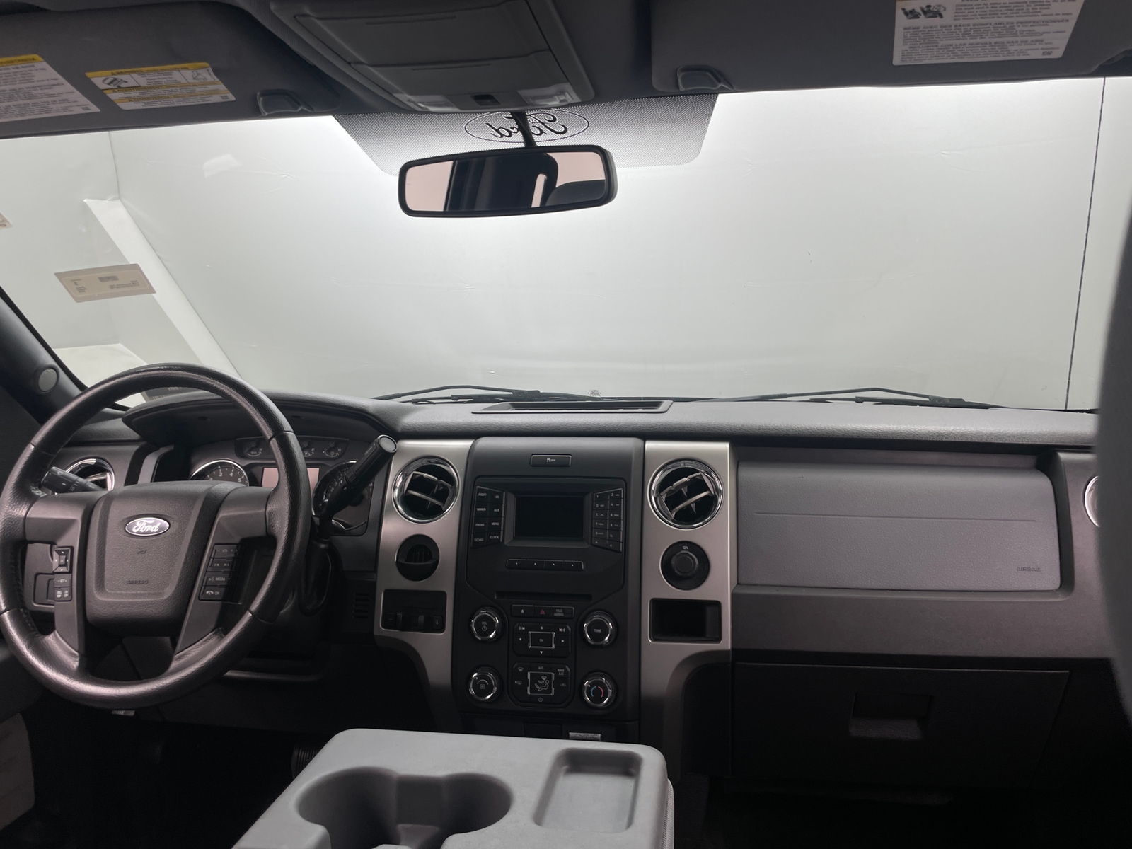 Thumbnail: 2014 Ford Econoline - 3