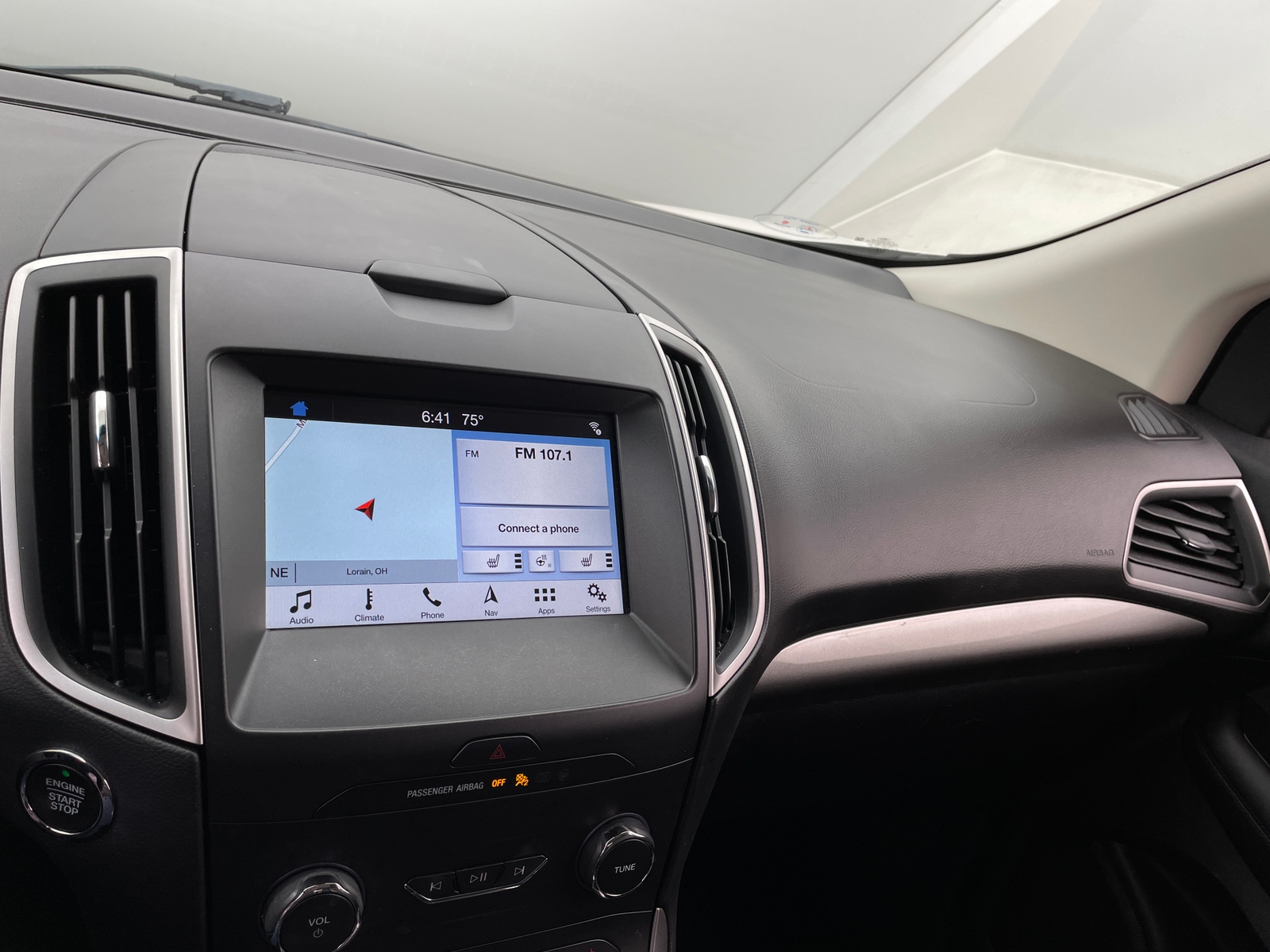 Thumbnail: 2019 Ford Edge - 4