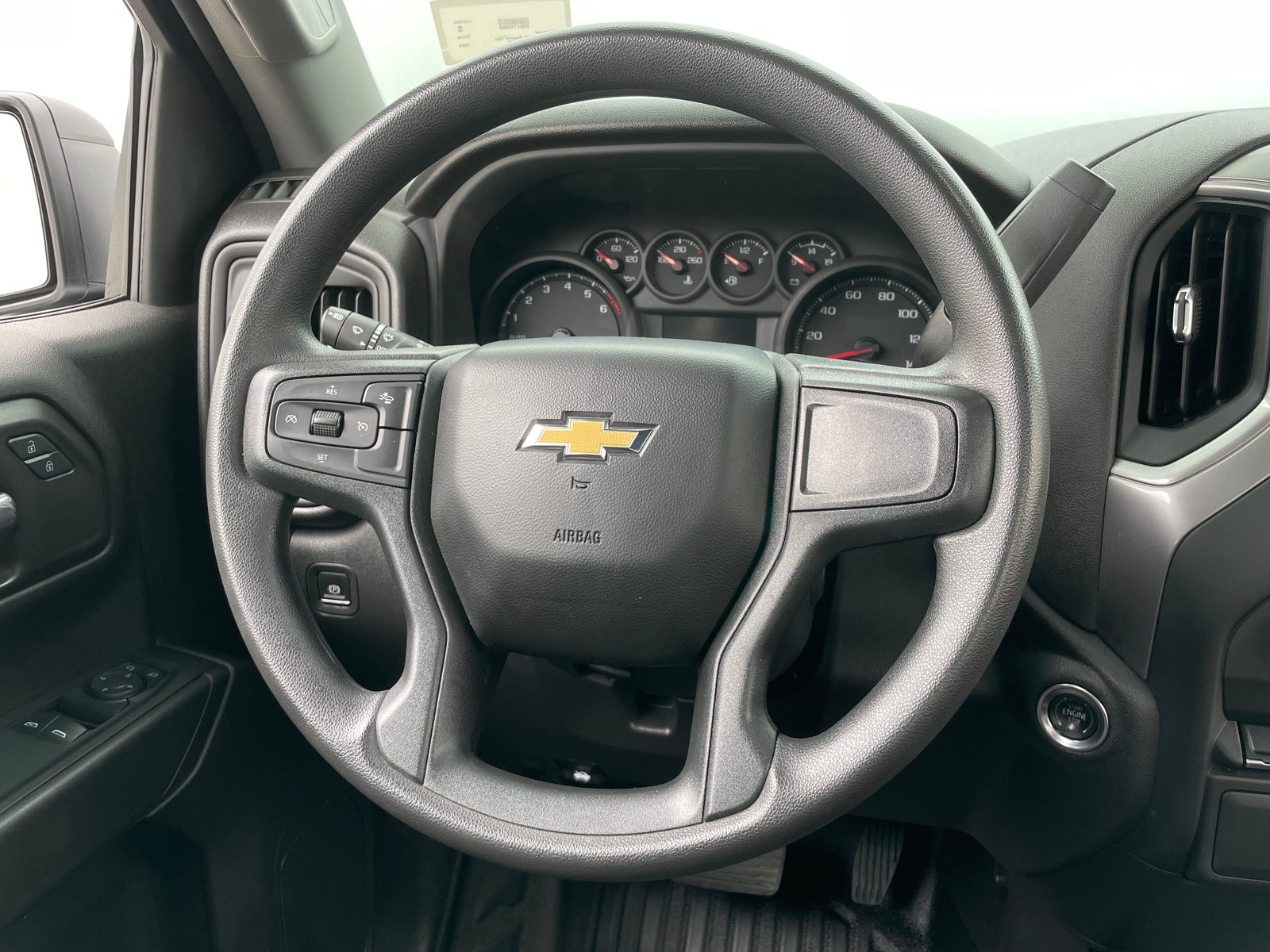 Thumbnail: 2024 Chevrolet Silverado 1500 - 5