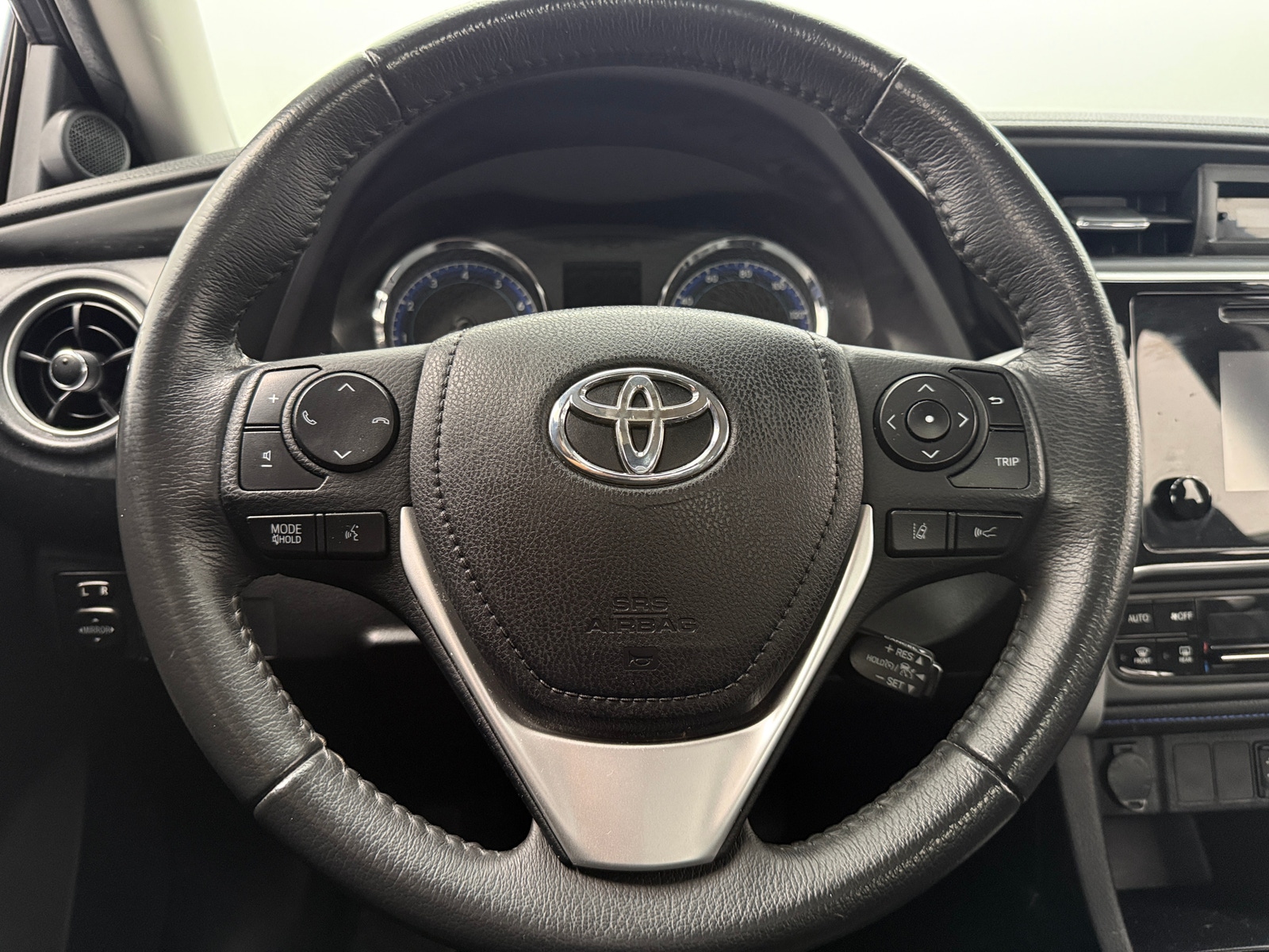 Thumbnail: 2018 Toyota Corolla - 5