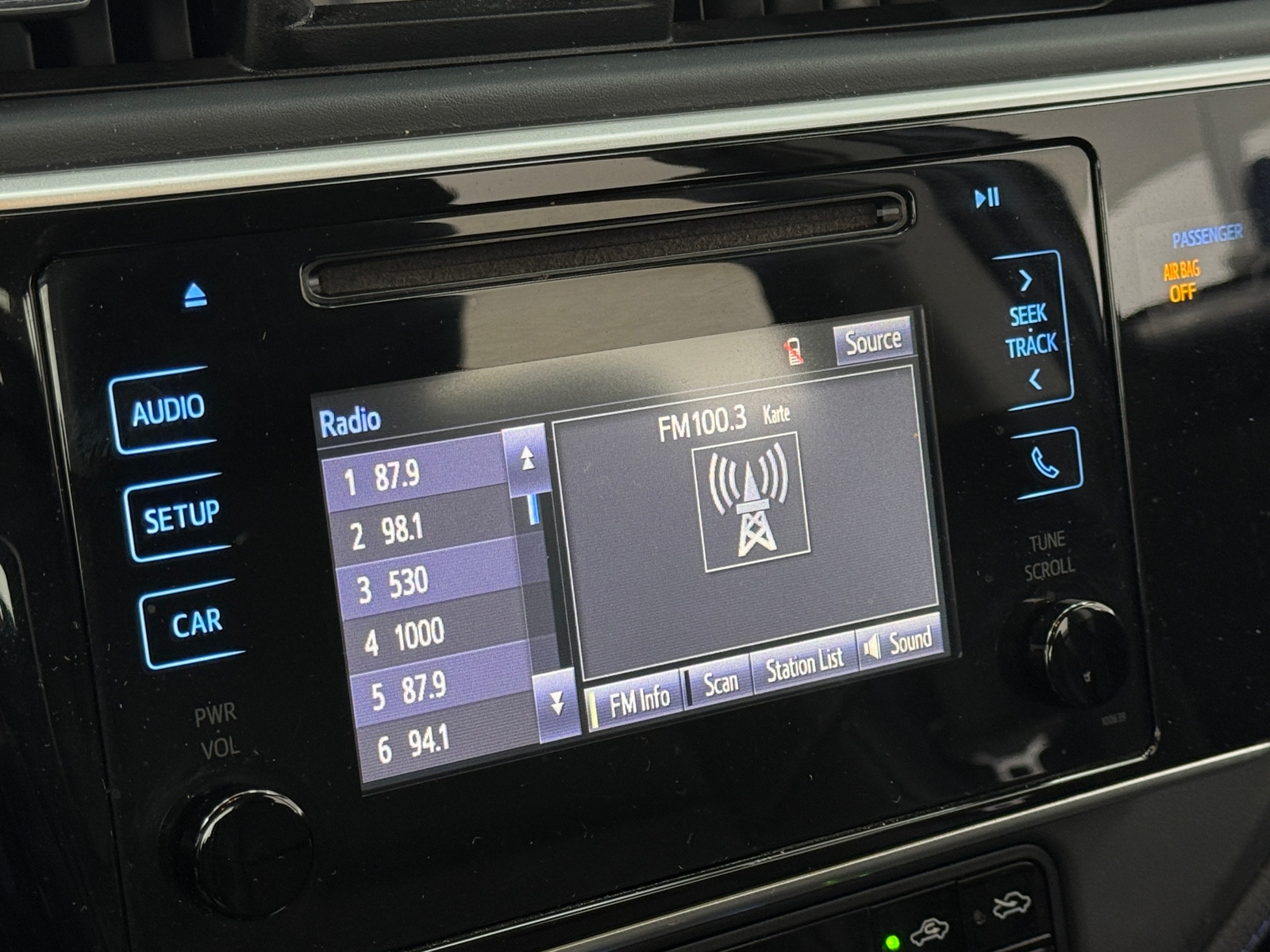 Thumbnail: 2018 Toyota Corolla - 4