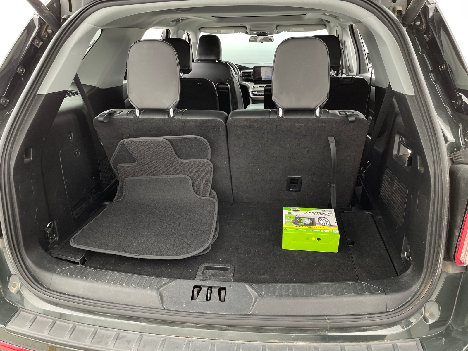 Thumbnail: 2021 Ford Explorer - 6