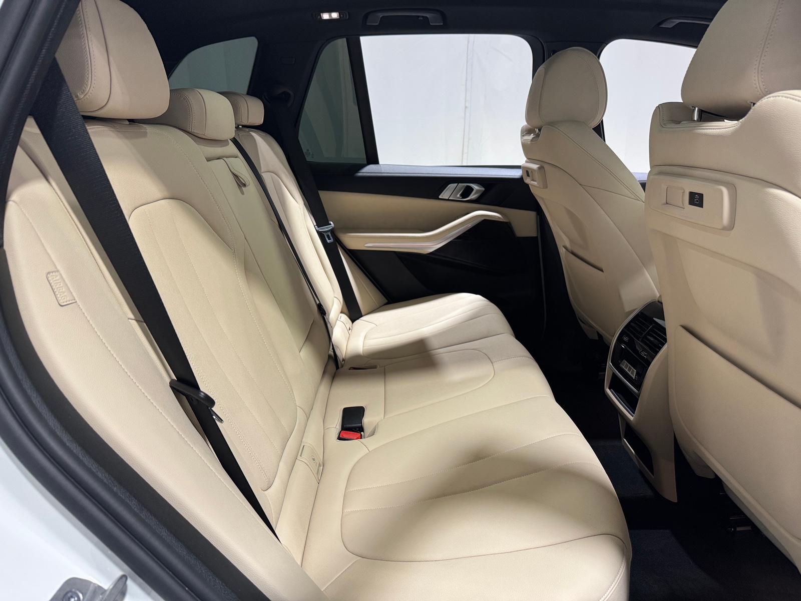 Thumbnail: 2021 BMW X5 - 5