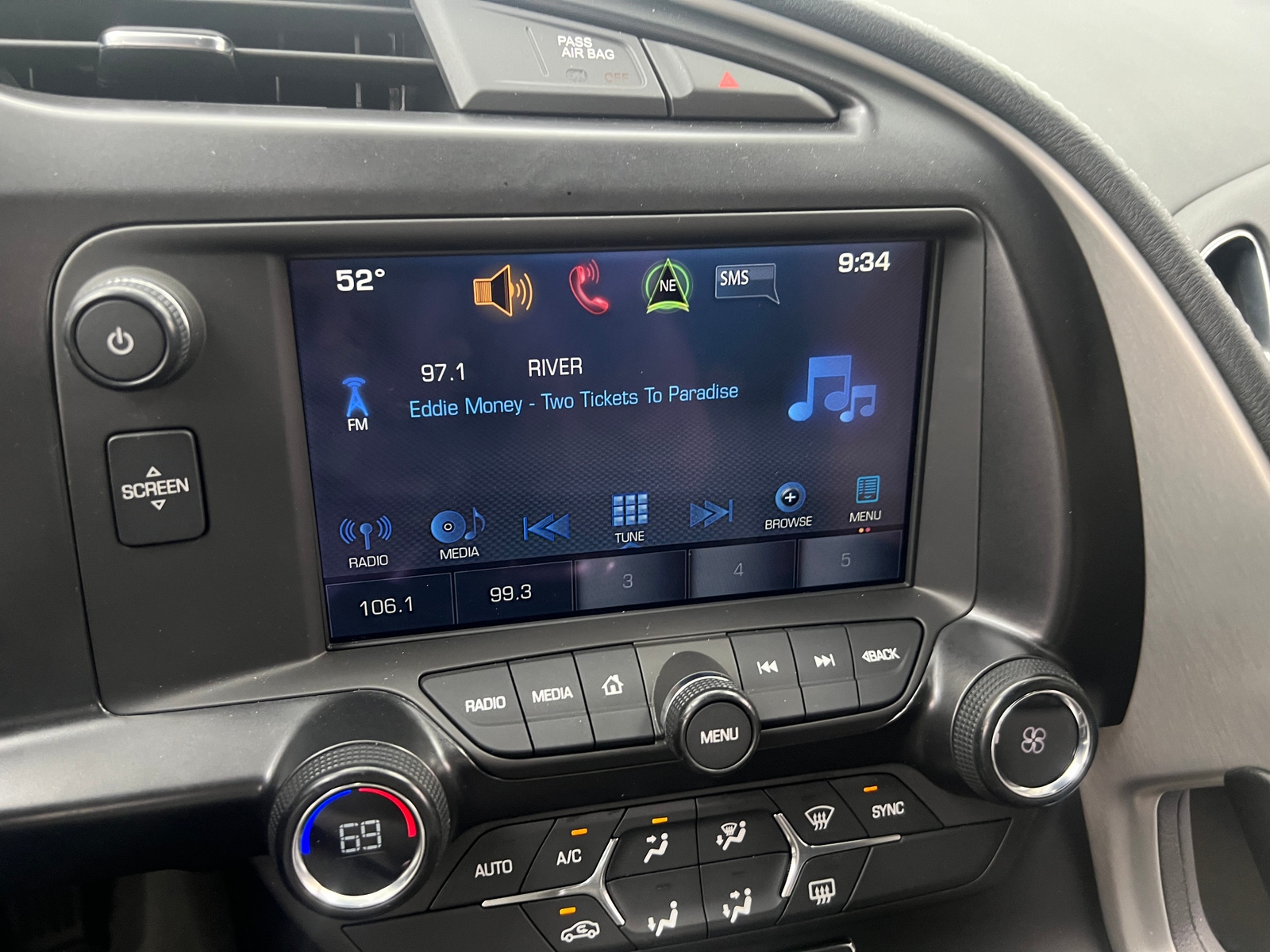 Thumbnail: 2017 Chevrolet Corvette - 2