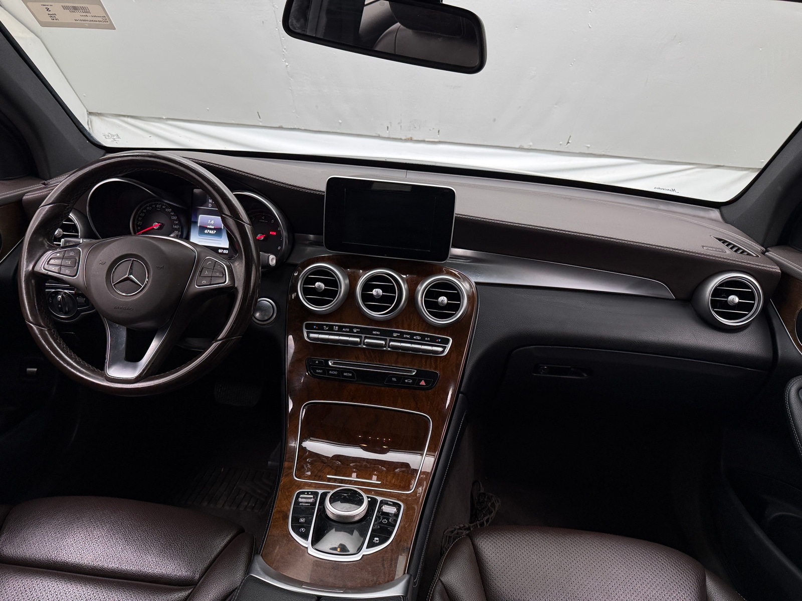 Thumbnail: 2018 Mercedes-Benz GLC - 2