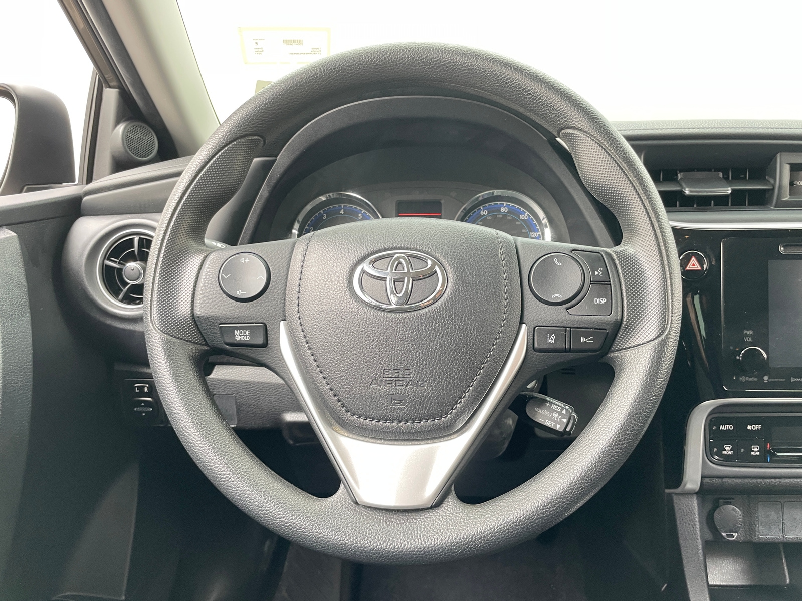 Thumbnail: 2017 Toyota Corolla - 5