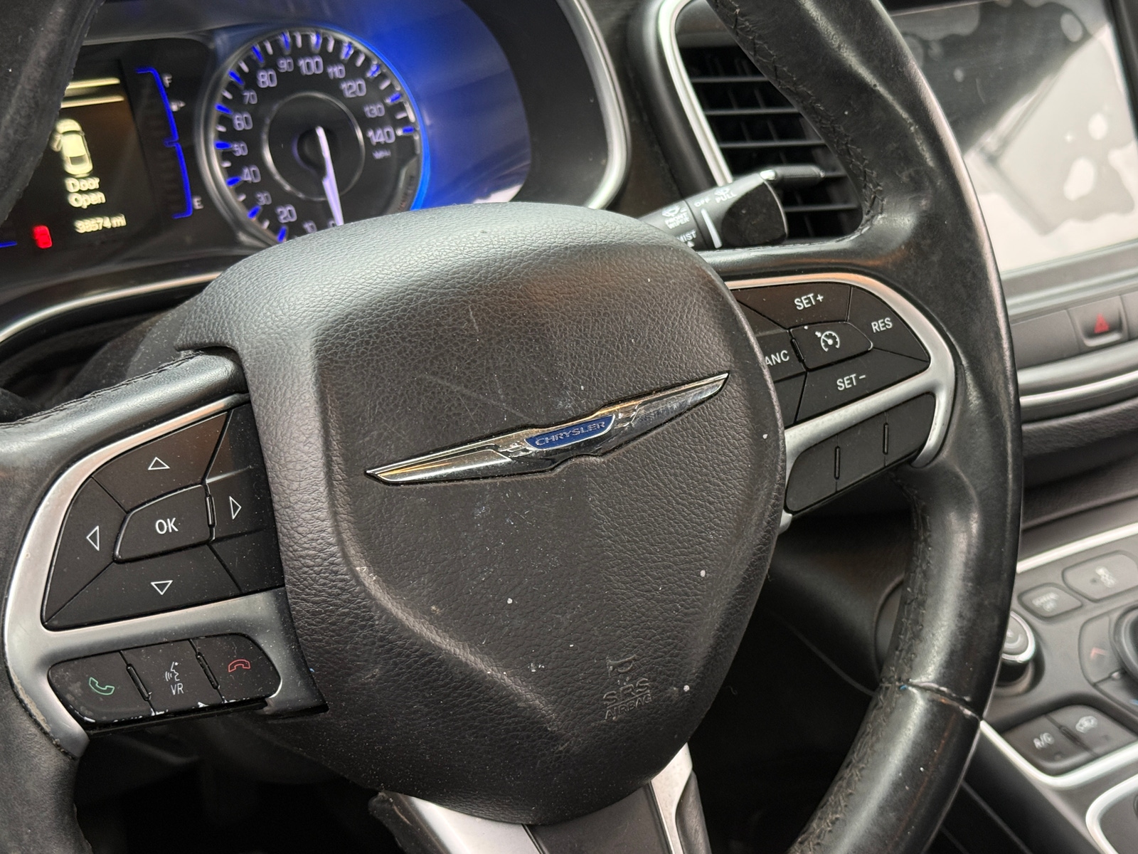 Thumbnail: 2015 Chrysler 200 - 5