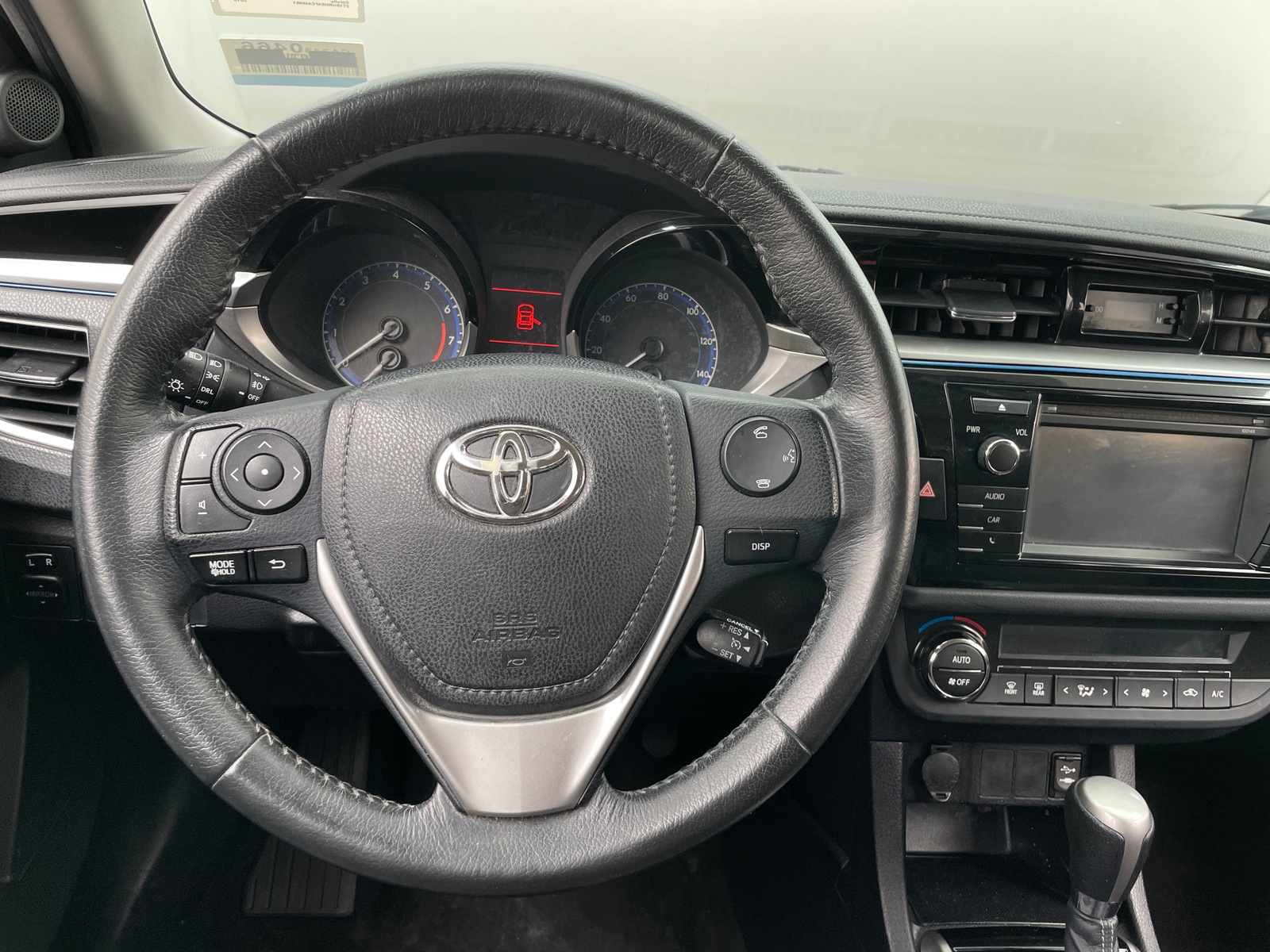 Thumbnail: 2015 Toyota Corolla - 5