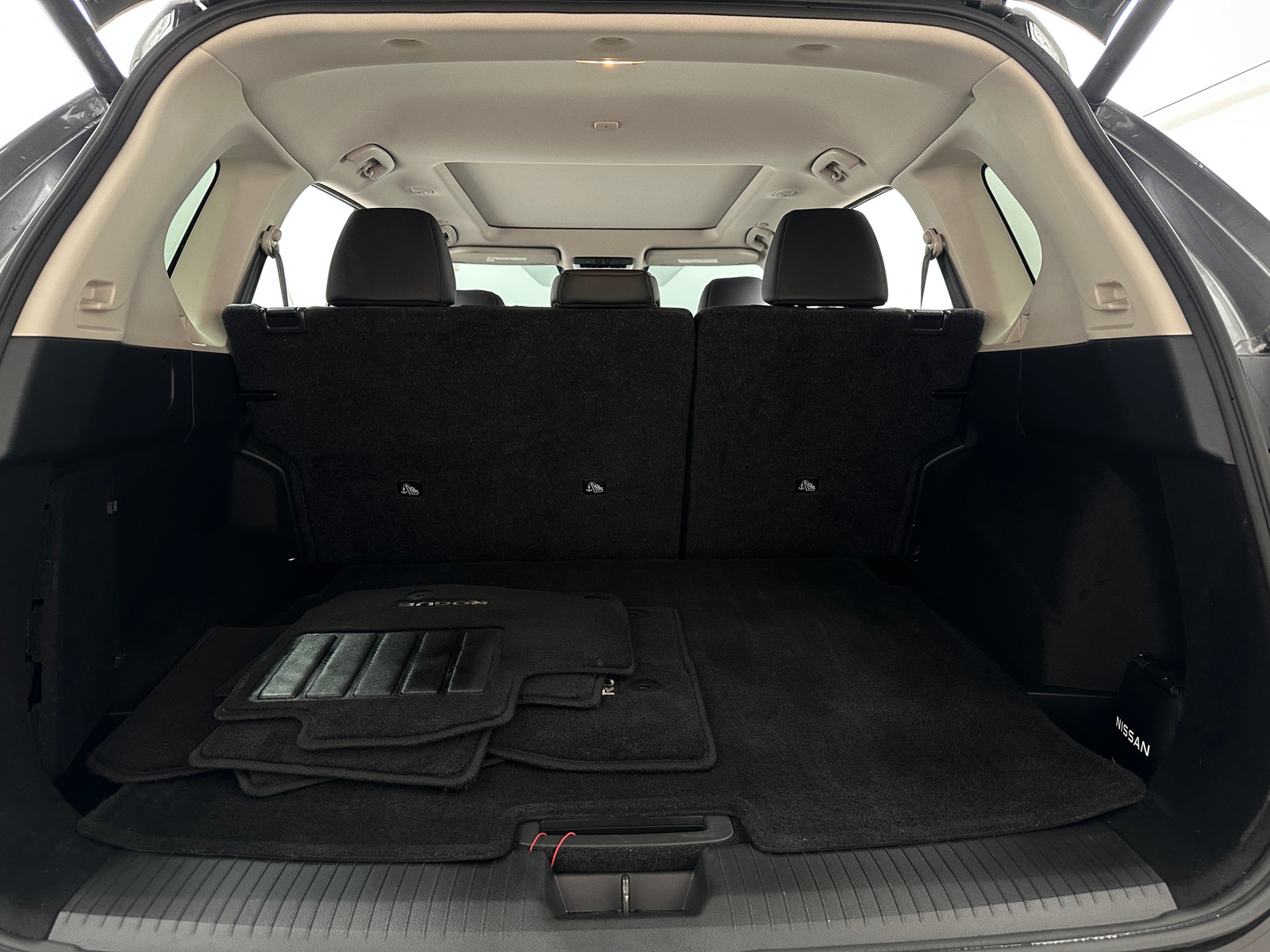 Thumbnail: 2023 Nissan Rogue - 7