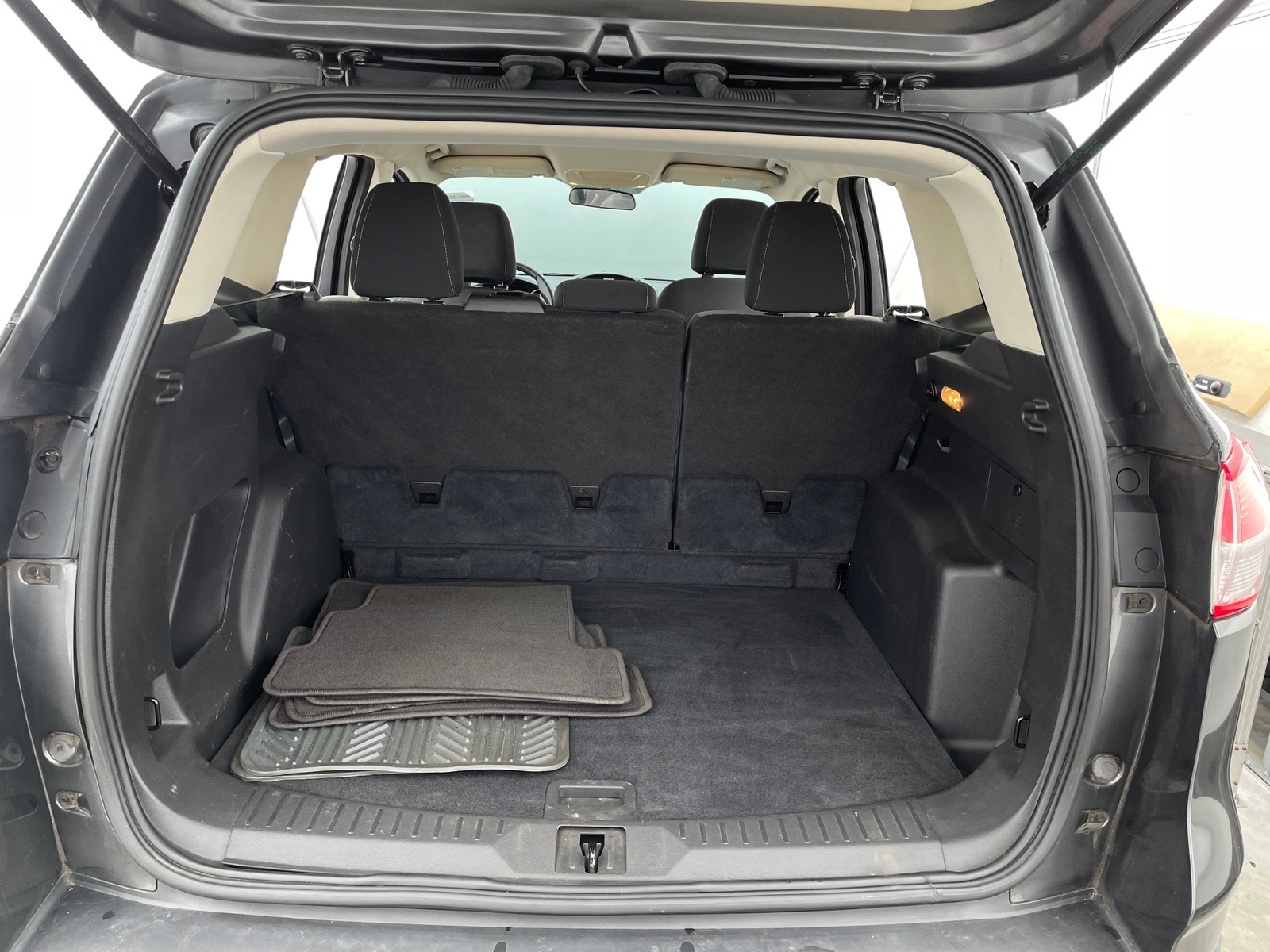 Thumbnail: 2015 Ford Escape - 7