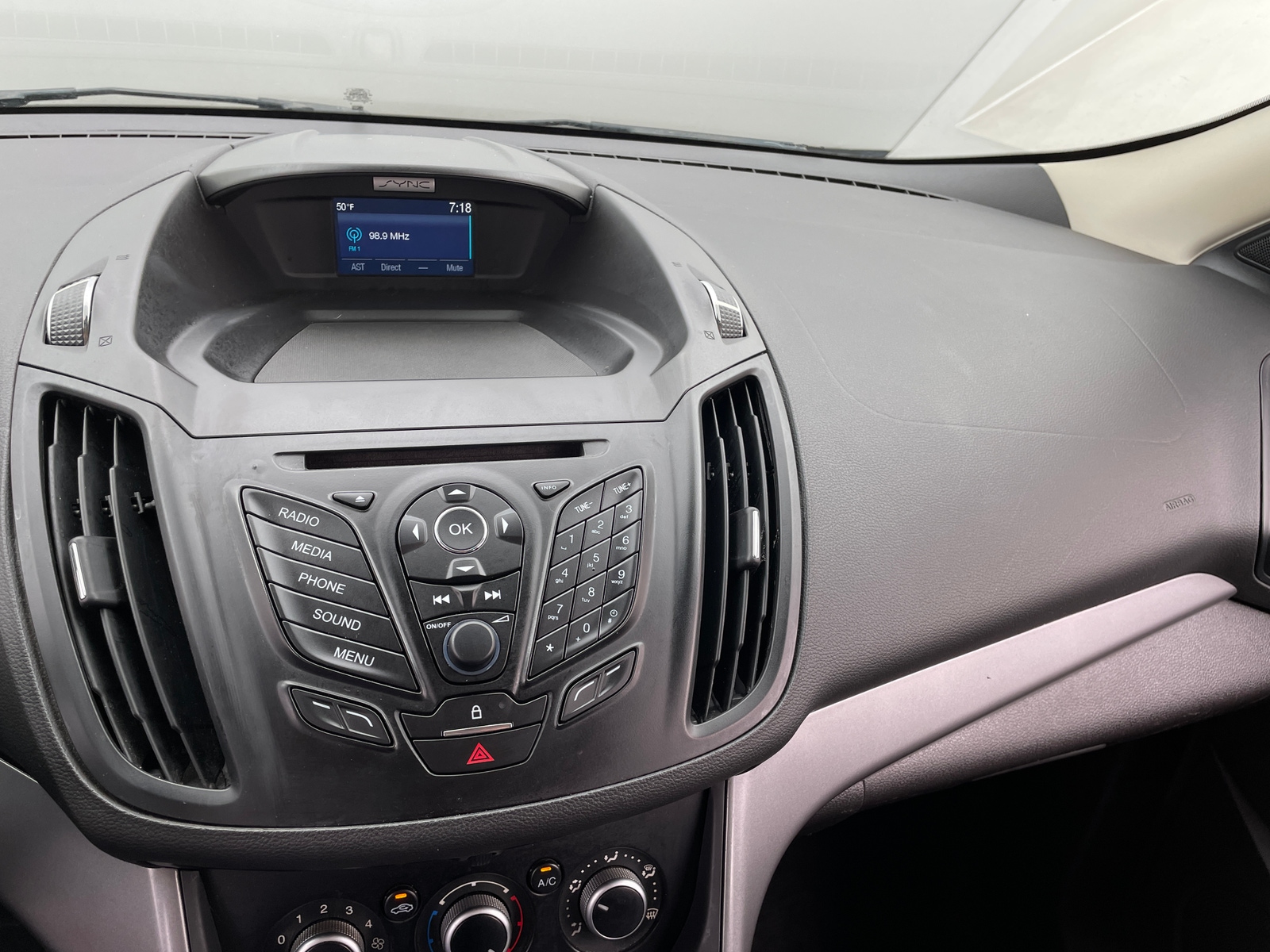 Thumbnail: 2015 Ford Escape - 4