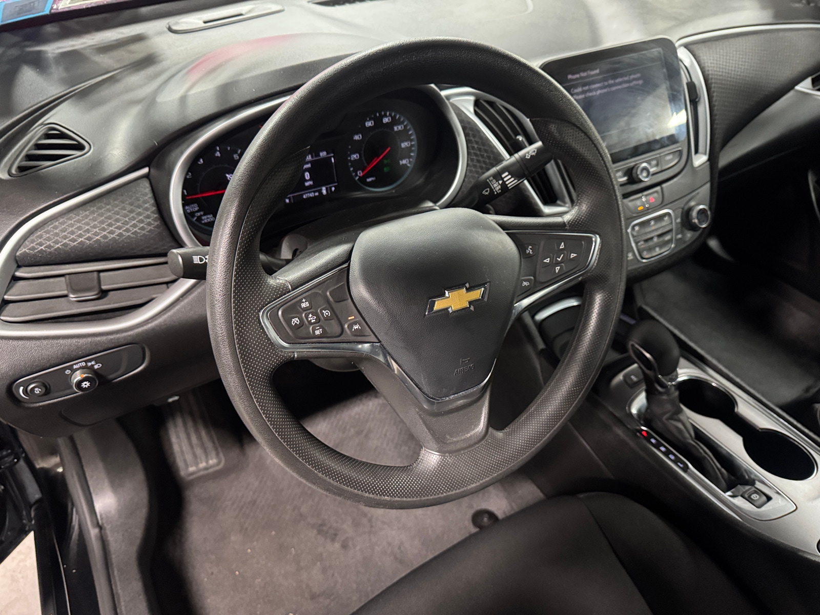 Thumbnail: 2023 Chevrolet Malibu - 5