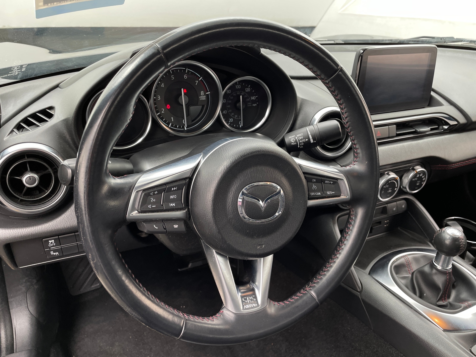 Thumbnail: 2018 Mazda MX-5 Miata - 4