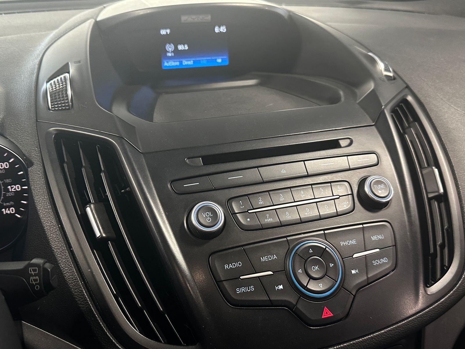 Thumbnail: 2017 Ford Escape - 4