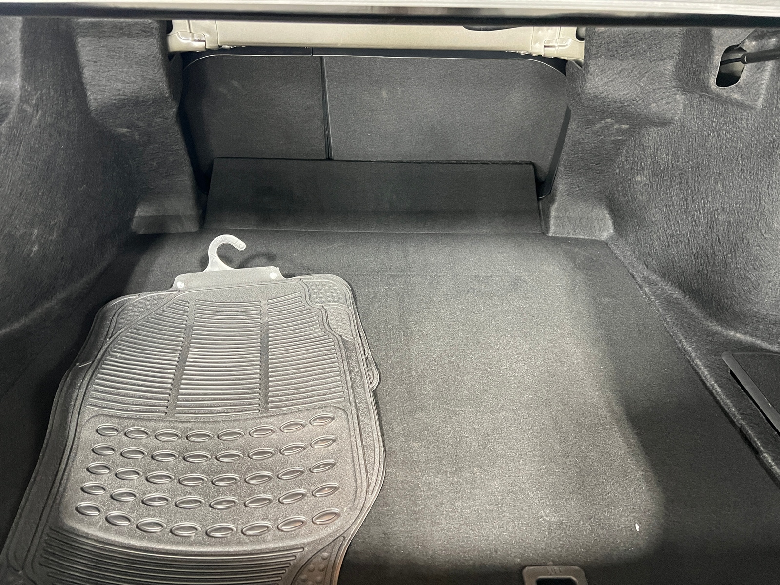 Thumbnail: 2025 Toyota Camry - 7