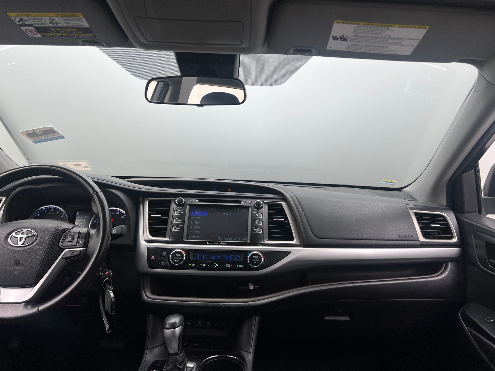 Thumbnail: 2017 Toyota Highlander - 3