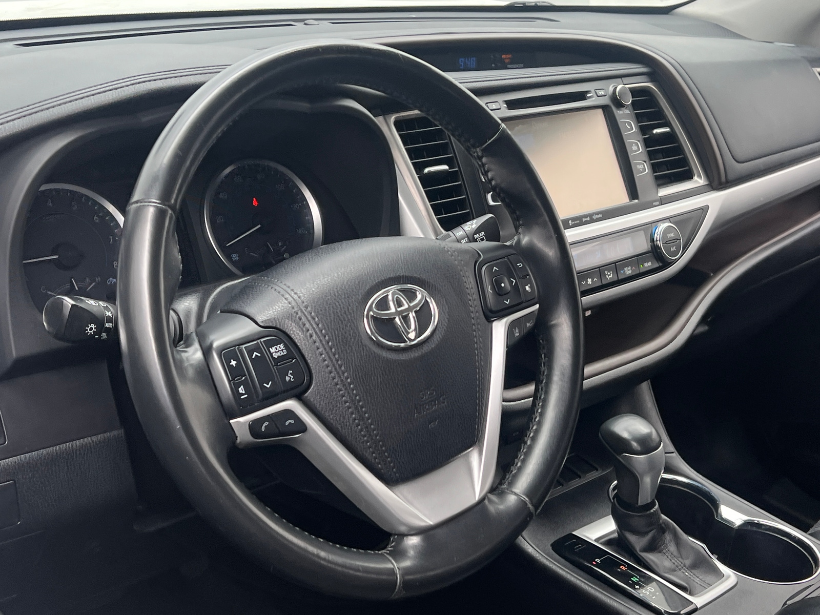 Thumbnail: 2017 Toyota Highlander - 5