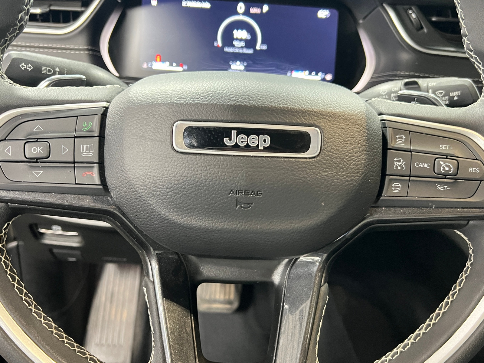 Thumbnail: 2023 Jeep Grand Cherokee - 5