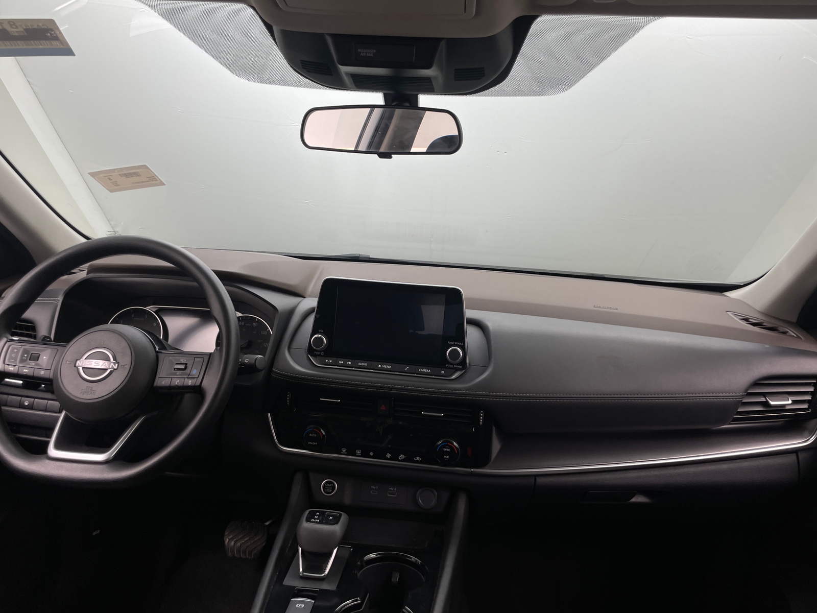 Thumbnail: 2022 Nissan Rogue - 3